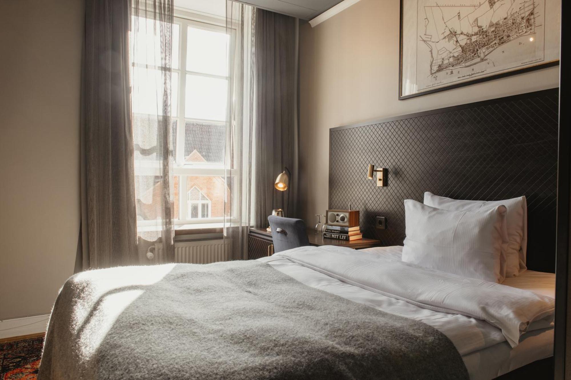 Compact Double Room