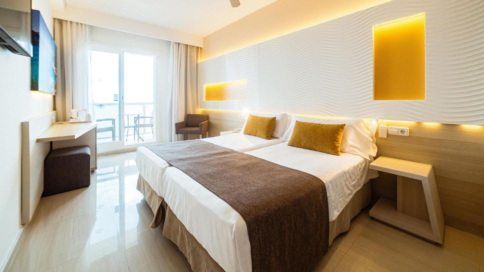 Double or Twin Room,1722889228:JPEG