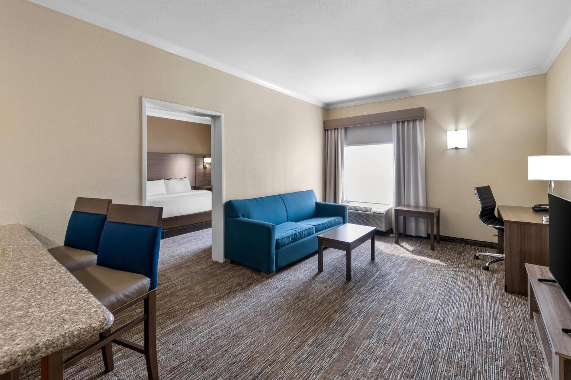Superior King Suite Non-Smoking