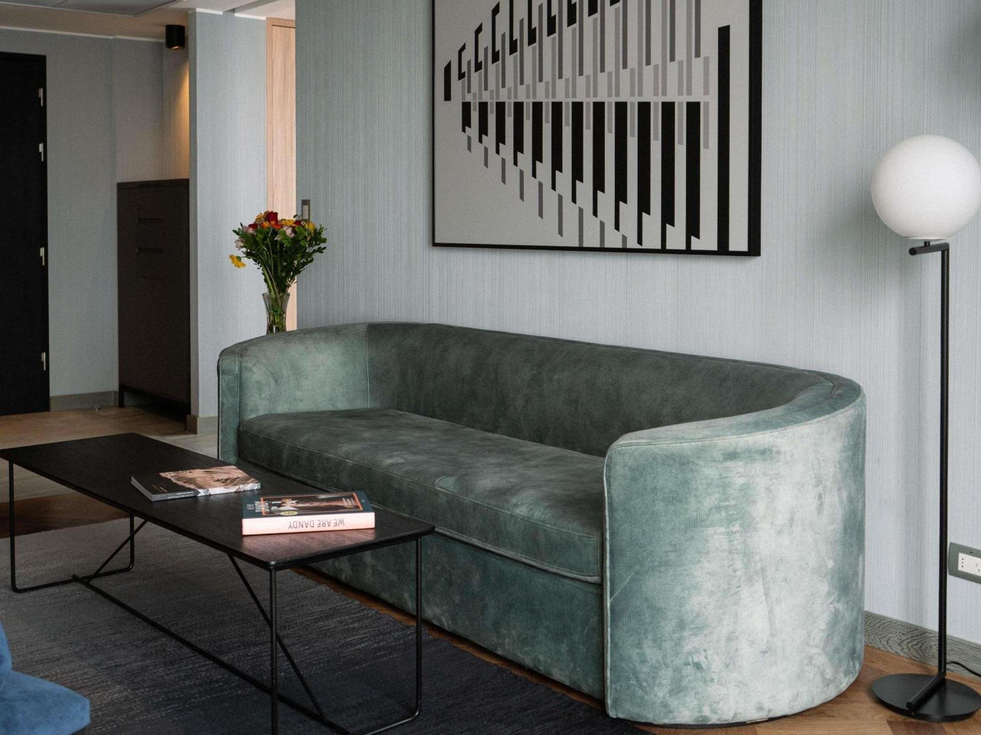 Presidential Suite - Lounge Access