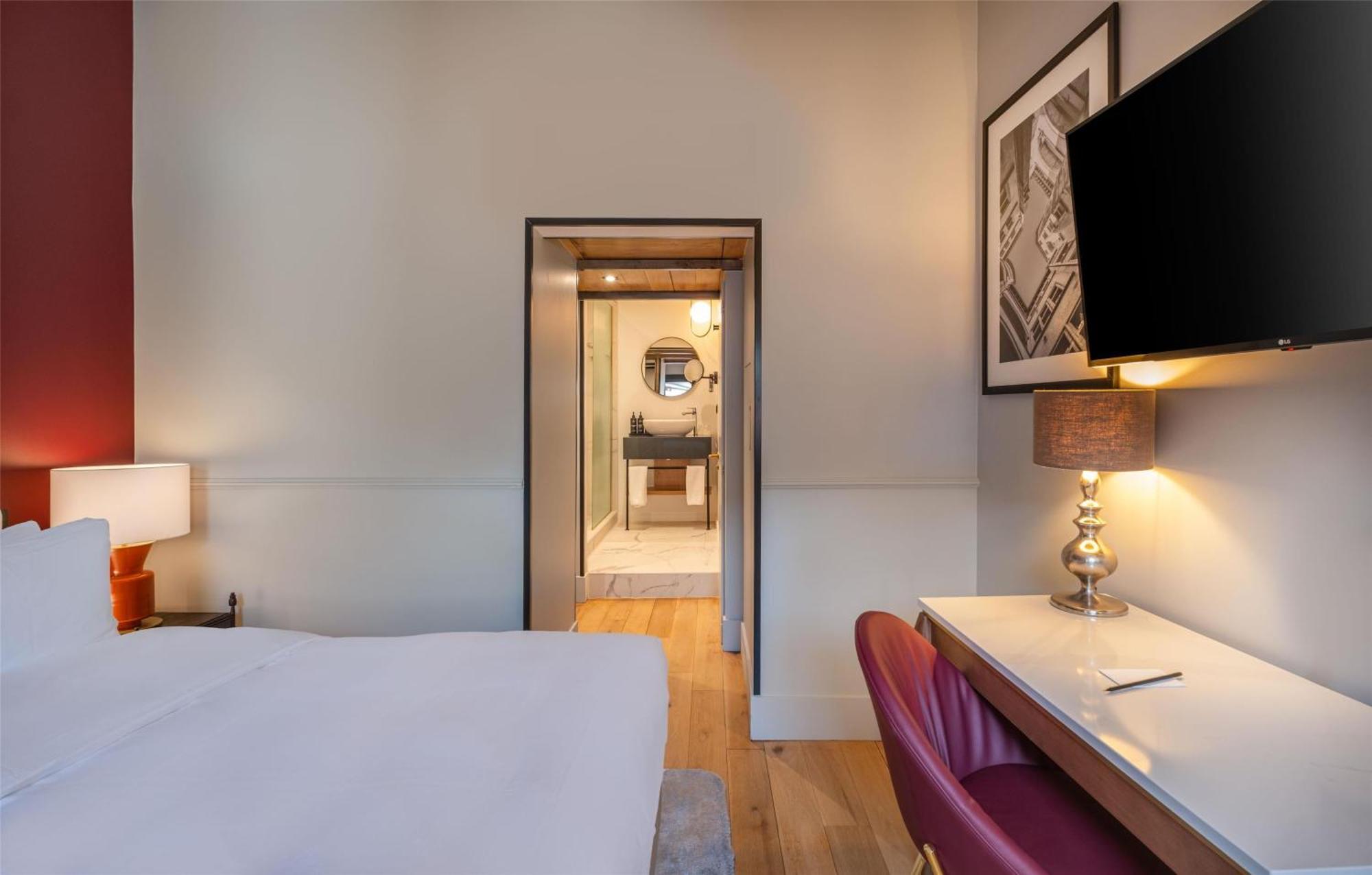 Duplex Collection Room,1729983256:JPEG
