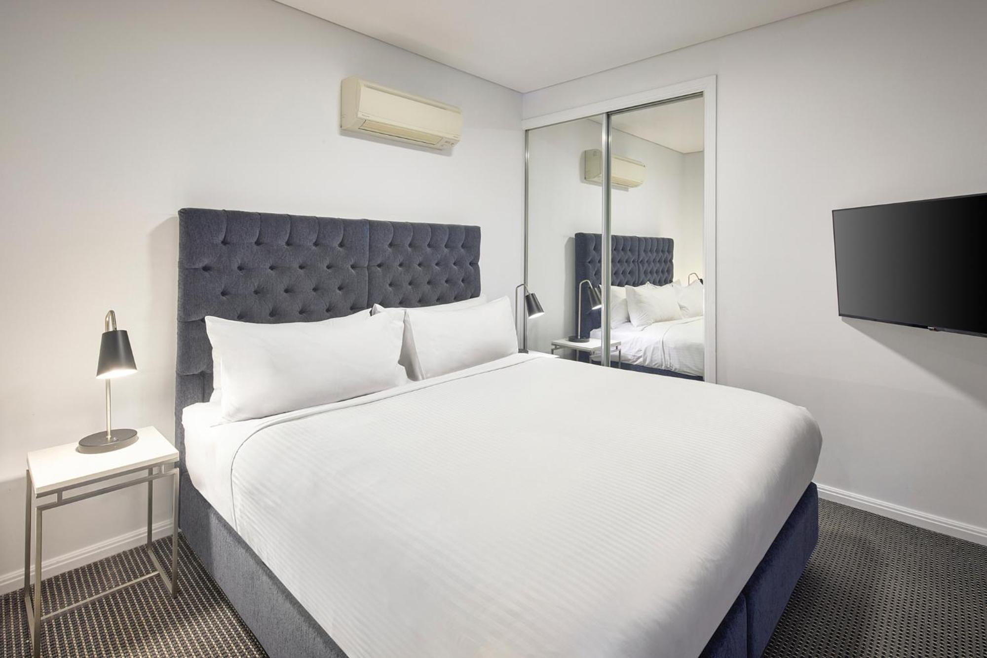 One-Bedroom Balcony Suite