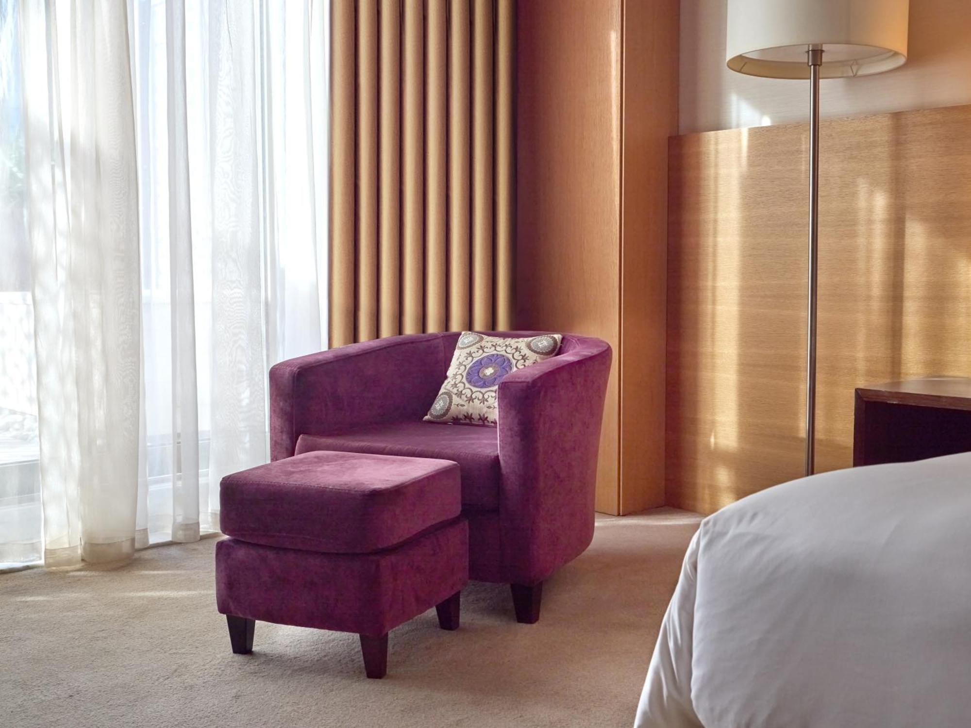 Club Deluxe King Room