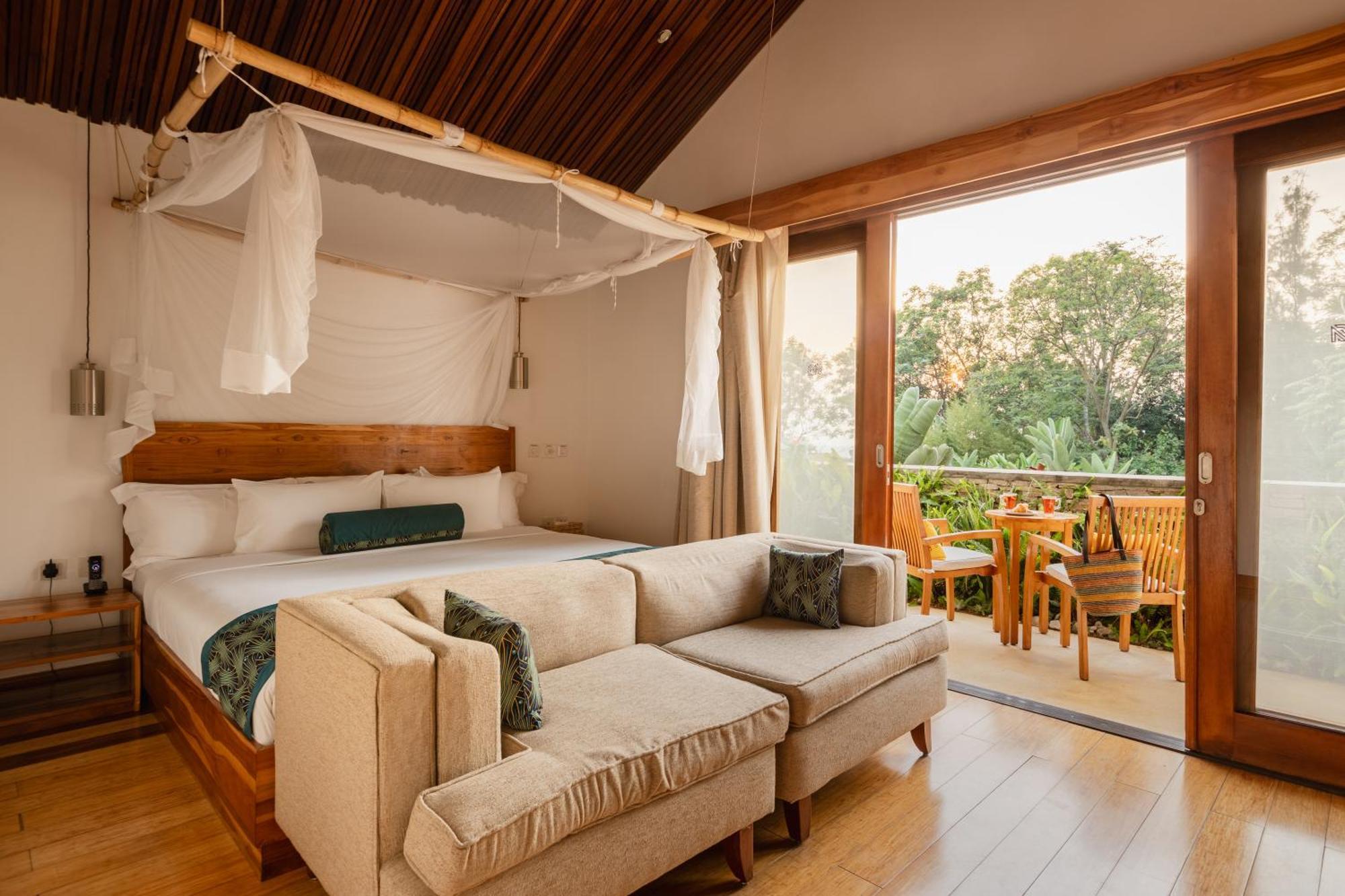 Superior King Suite