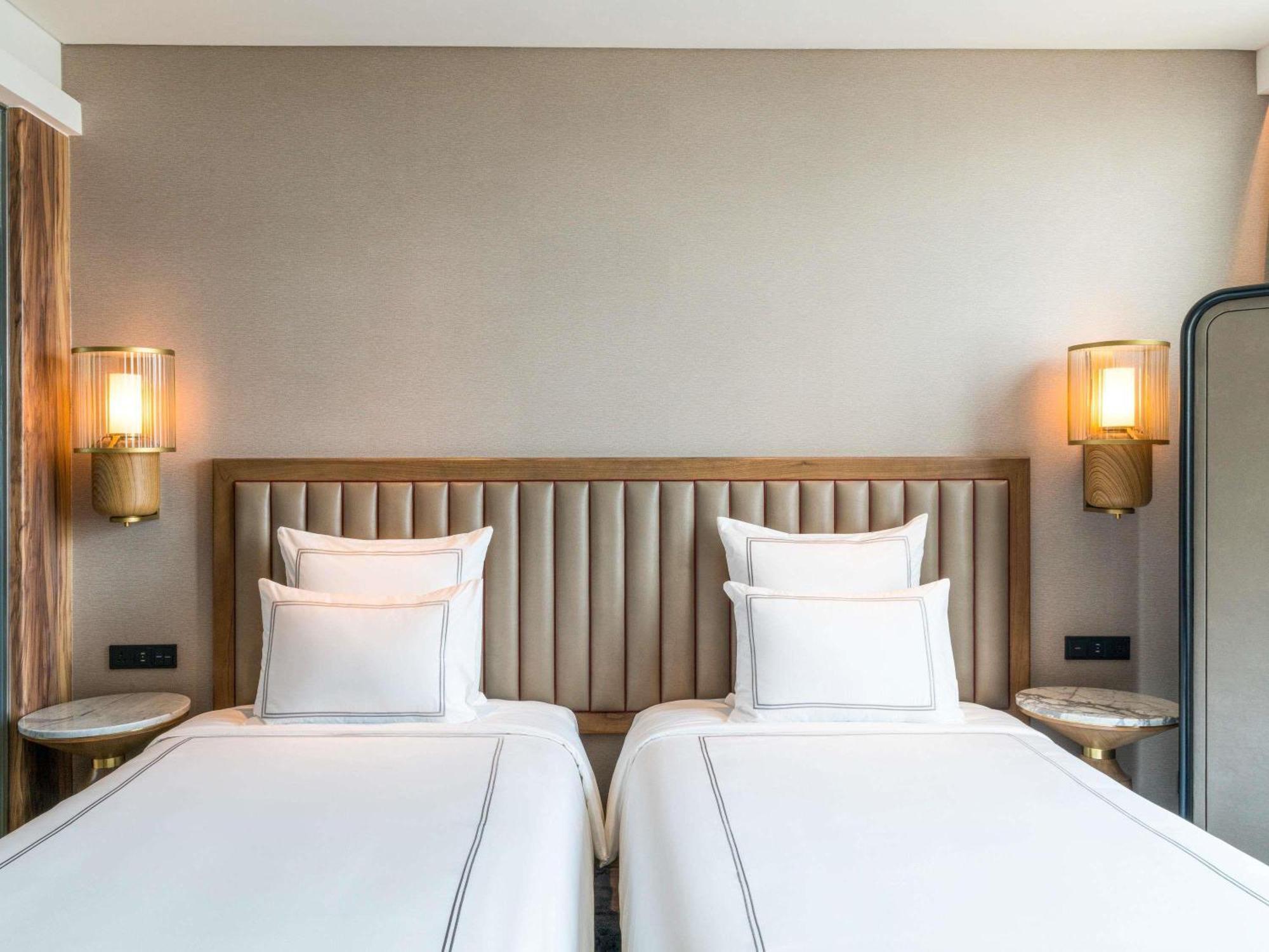 Premier Twin Room