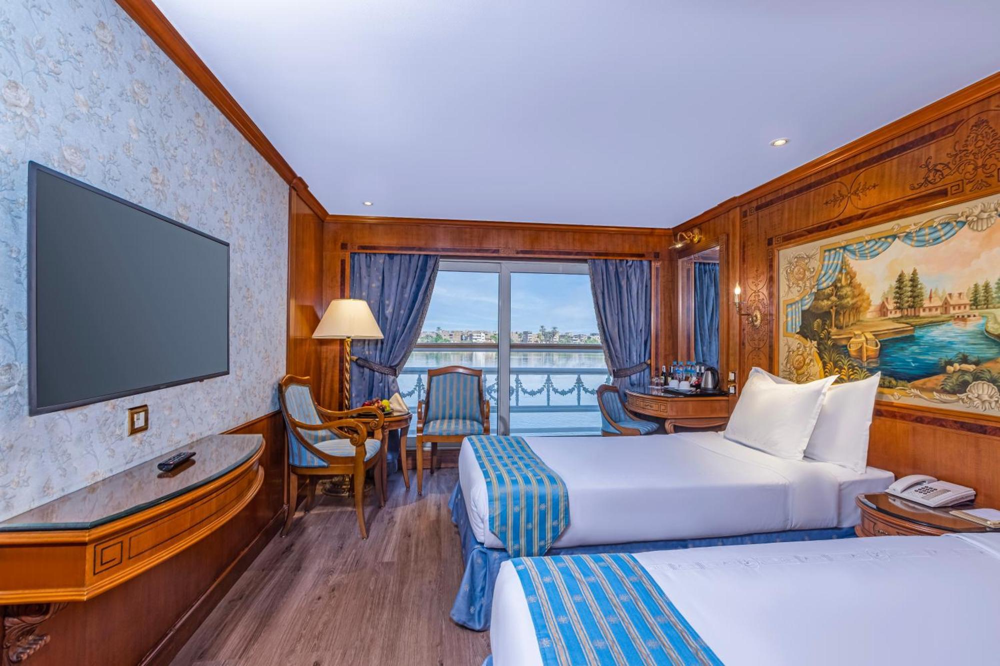 Deluxe Cabin