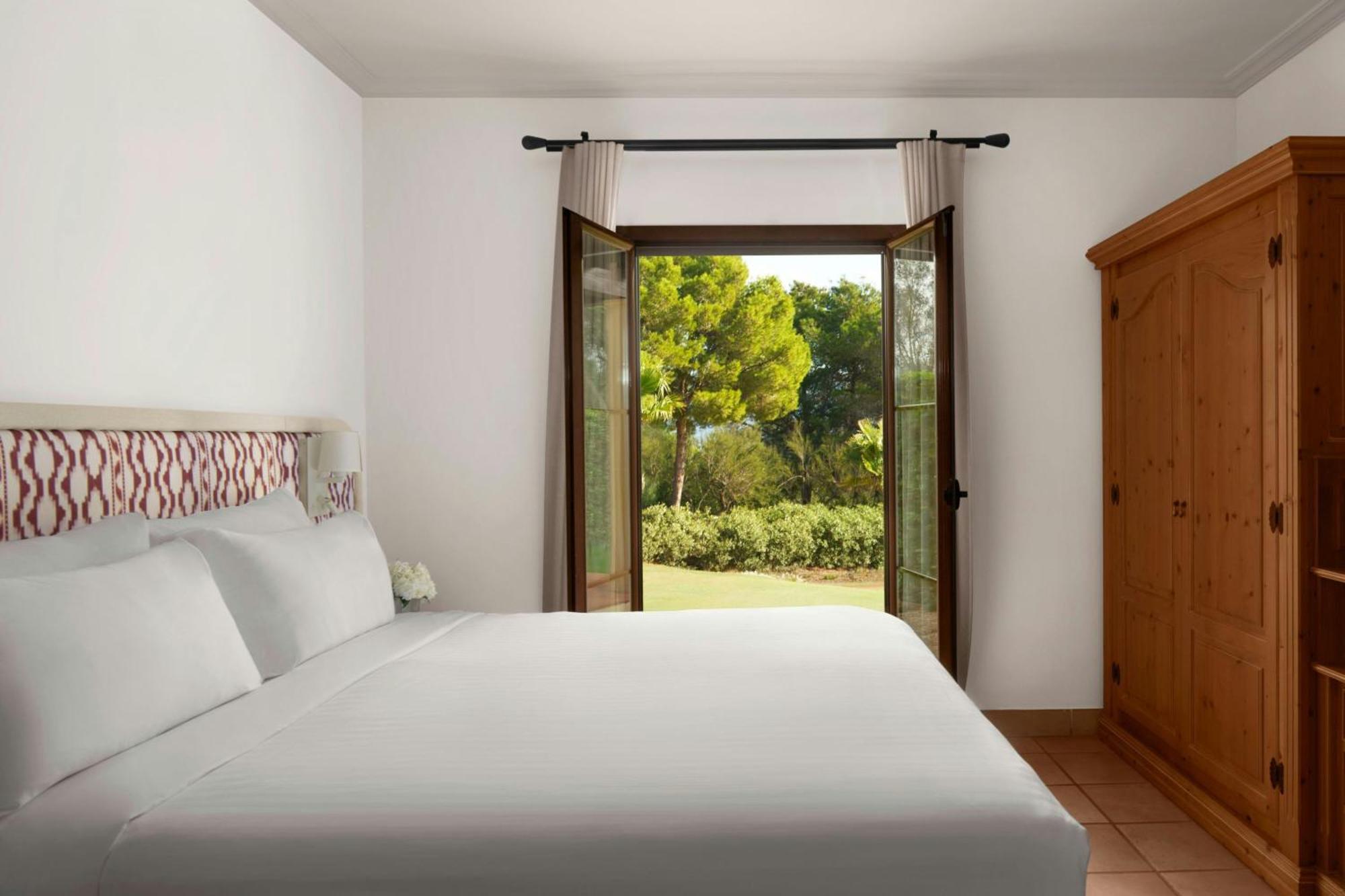 Three-Bedroom Townhouse Resort View,1739397913:JPEG
