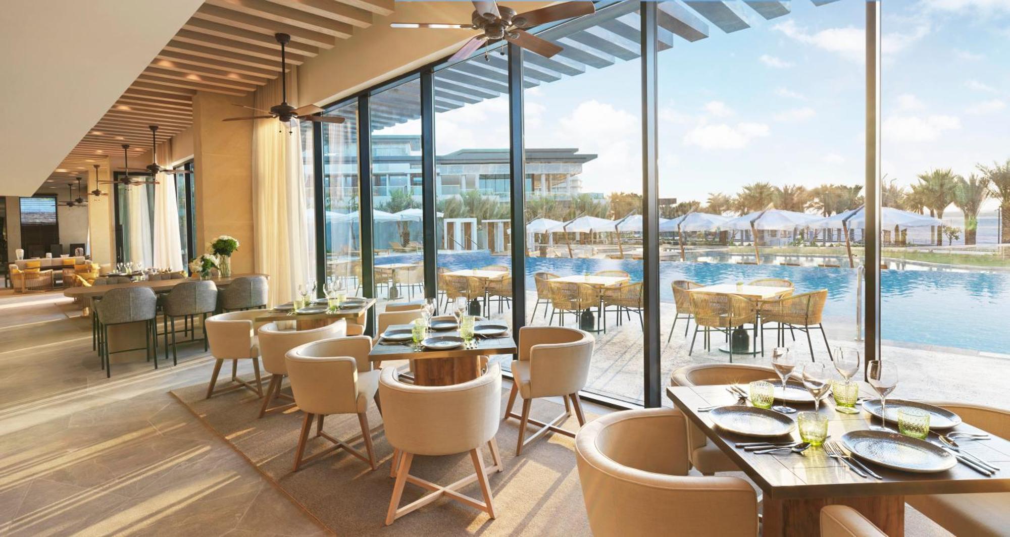 One-Bedroom King Suite Club Infinity Ocean View,1743471359:JPEG