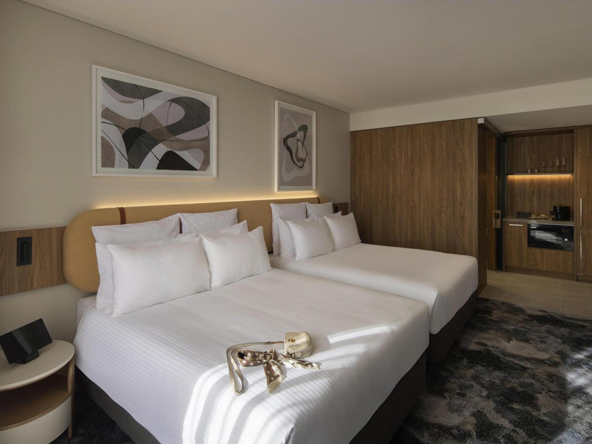 Junior Suite with 2 queen beds