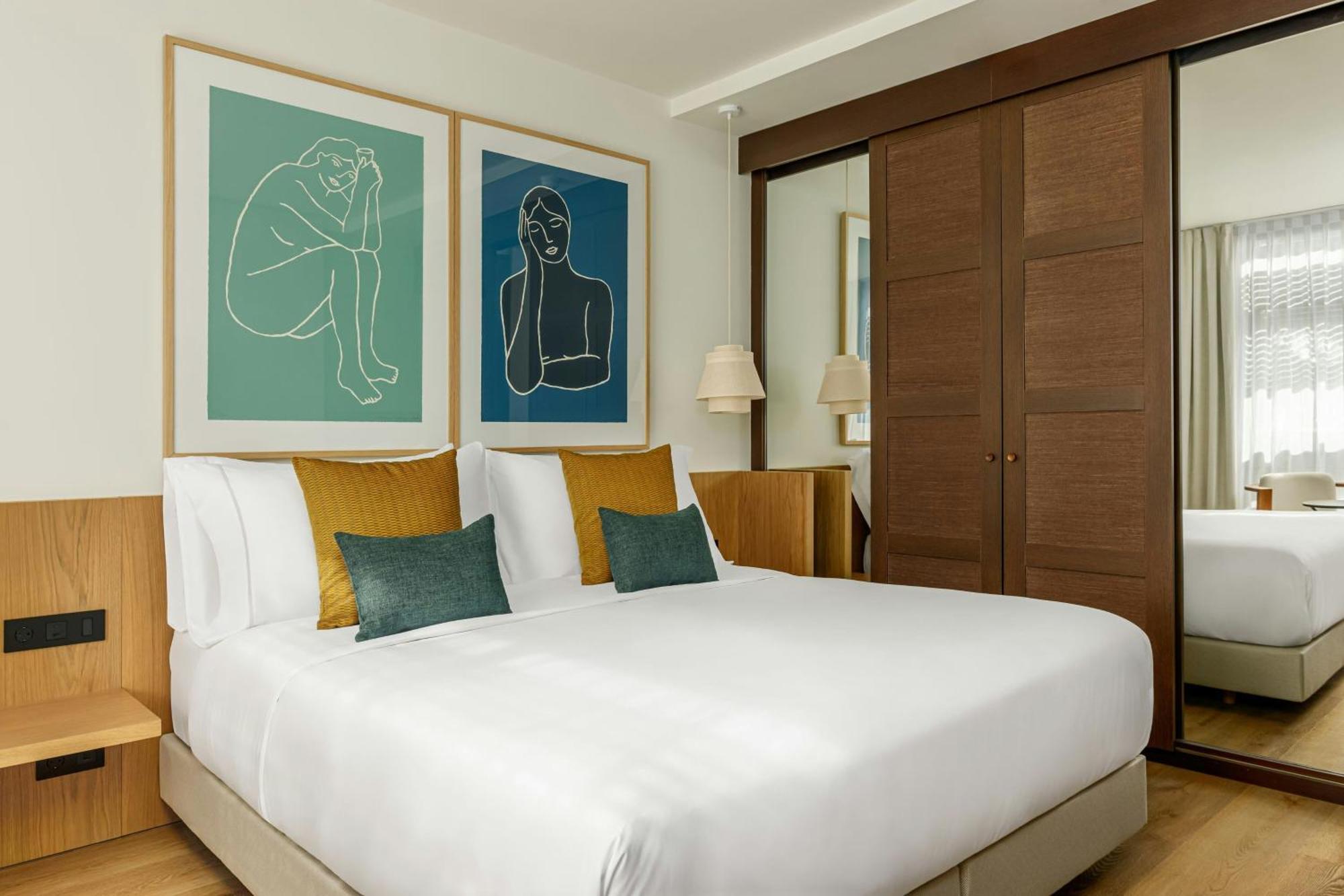 Standard King Room Sea View,1742589434:JPEG