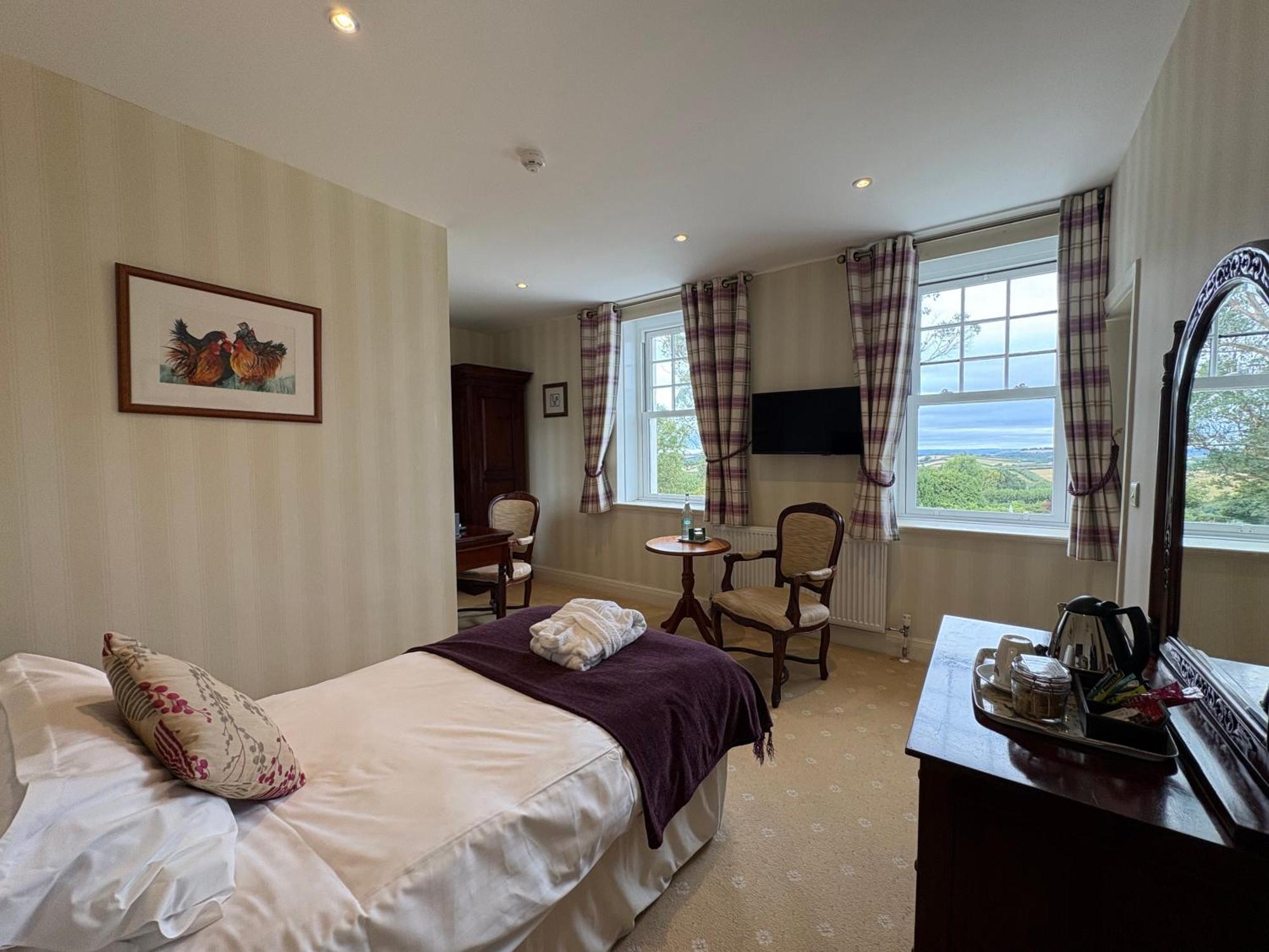 Deluxe Single Room