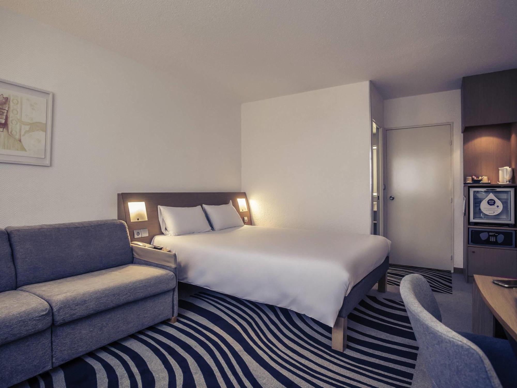 Executive Queen Kamer met Bank