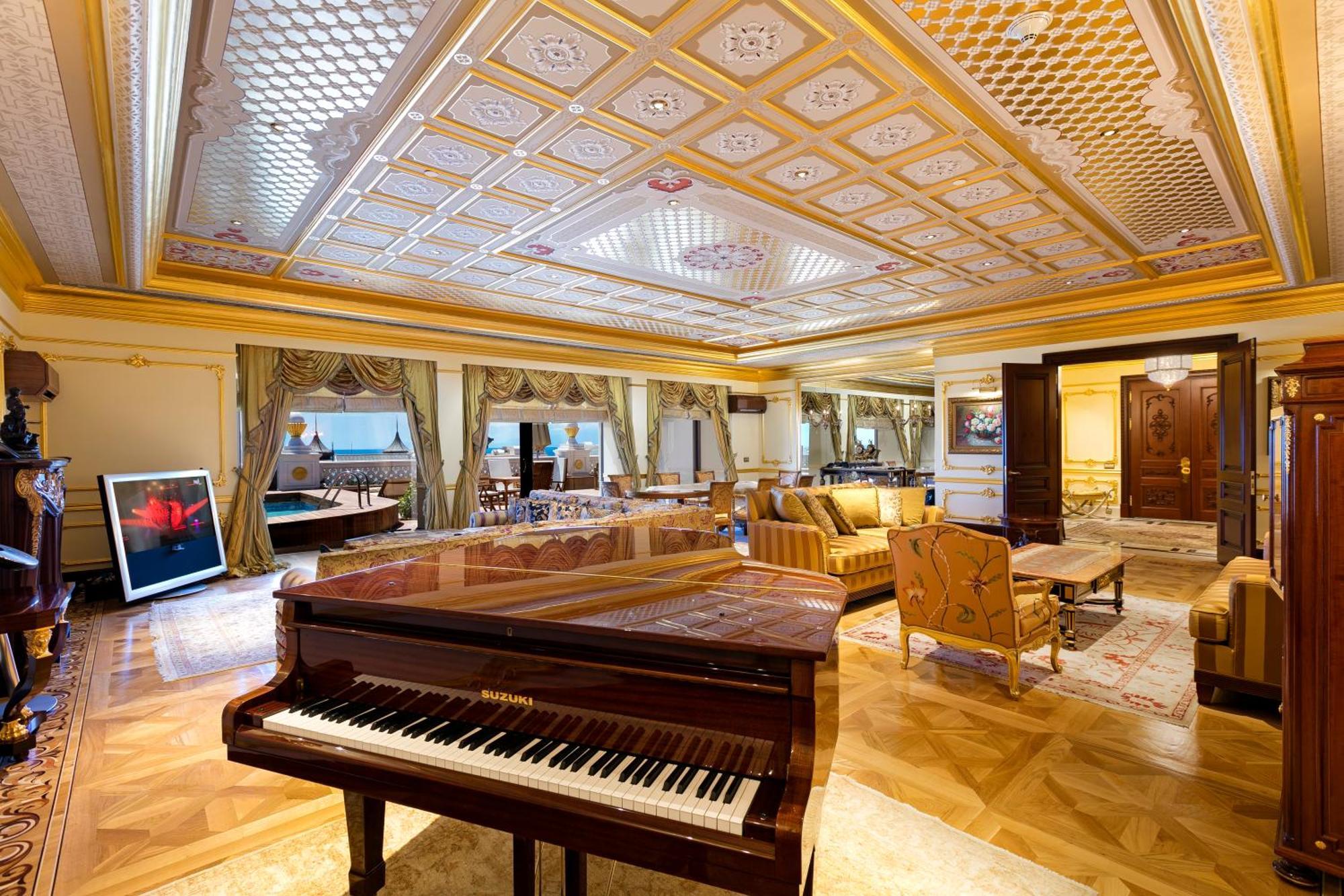 King Suite,1746841975:JPEG