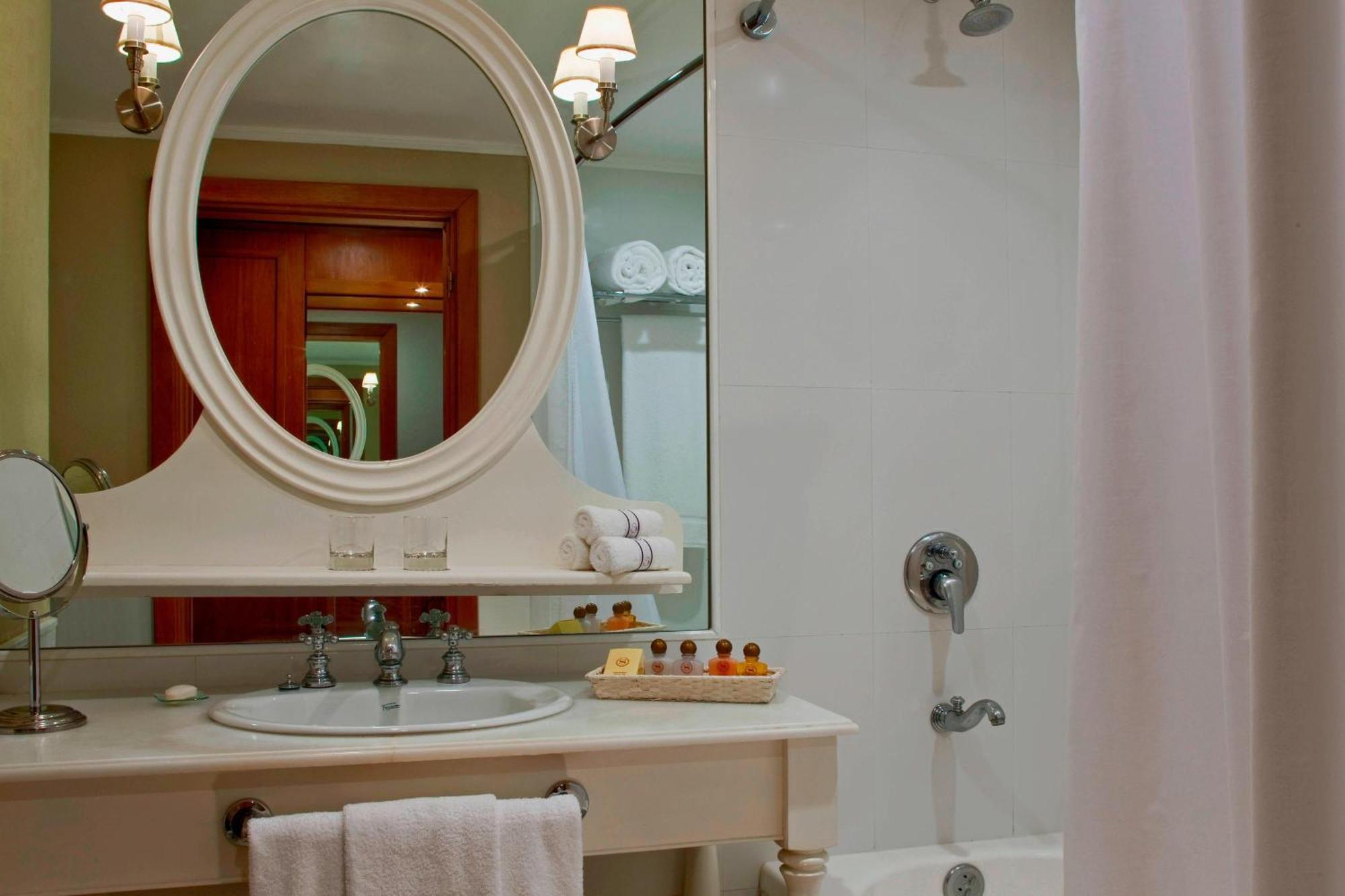 Deluxe, Guest room, 2 Twin/Single Bed(s), River view