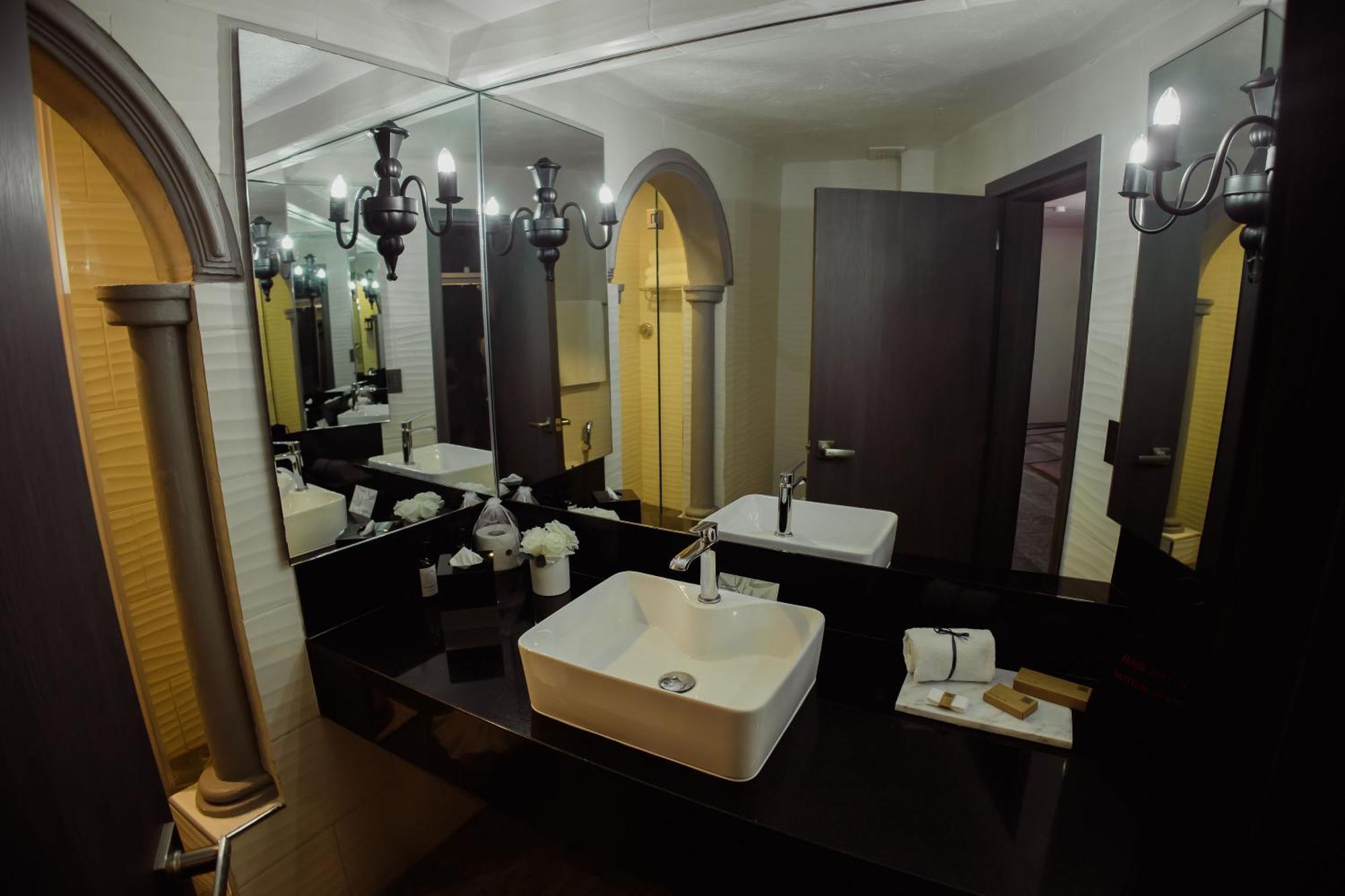 Deluxe Queen Room Two Queen Beds