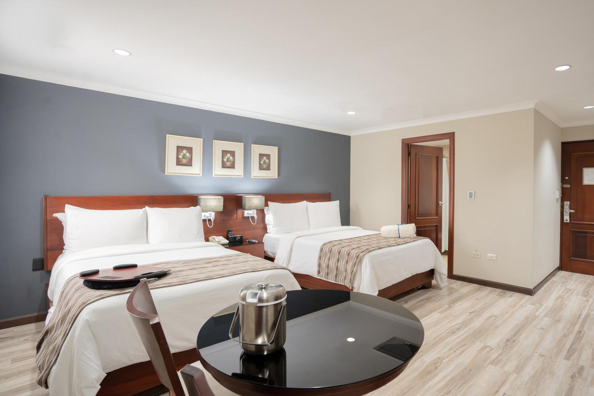 Superior Room1 King Bed