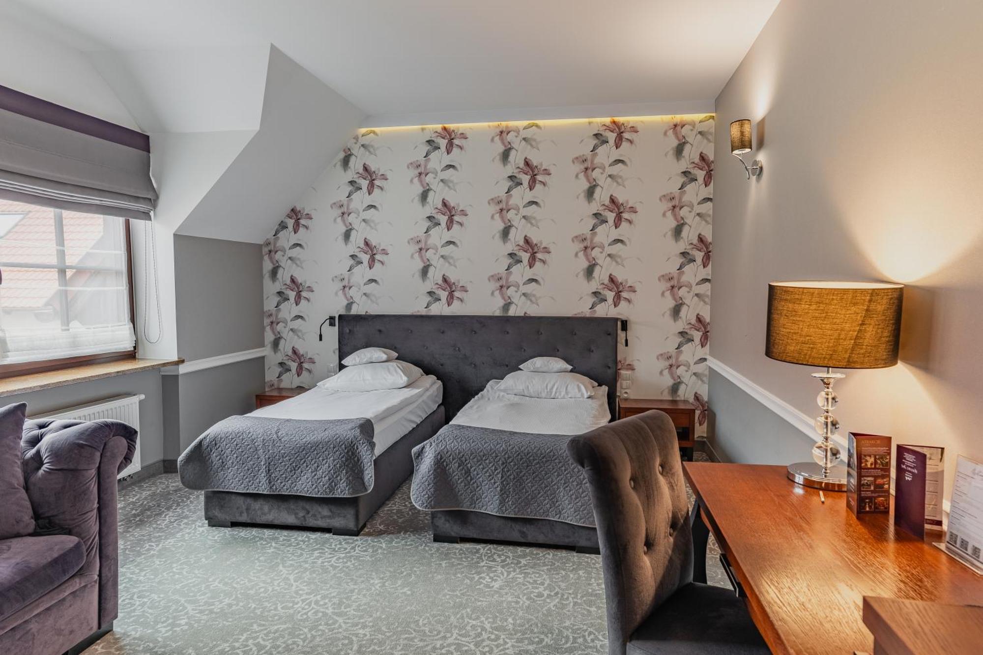 Large Double or Twin Room