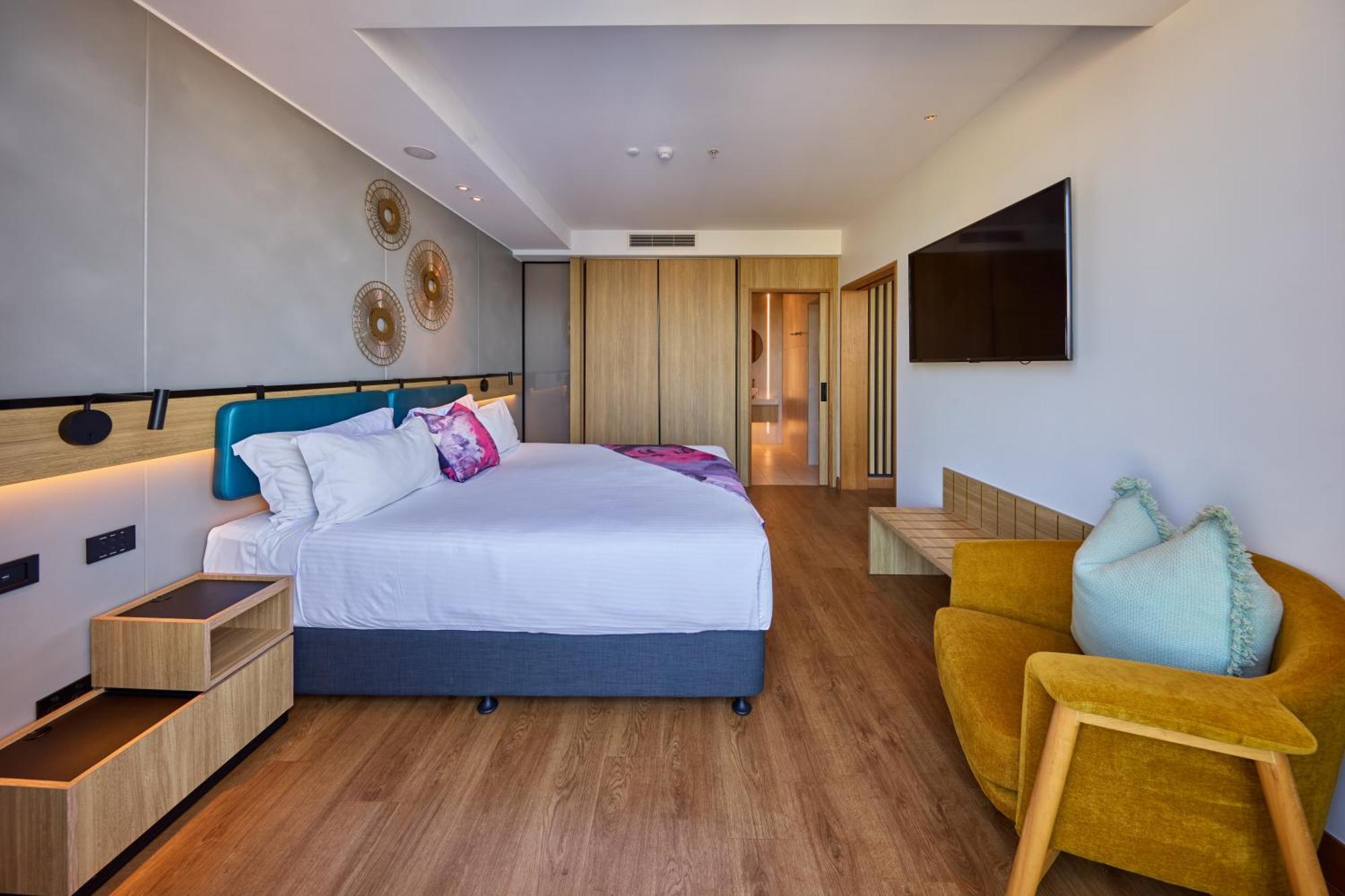 Suite with City View