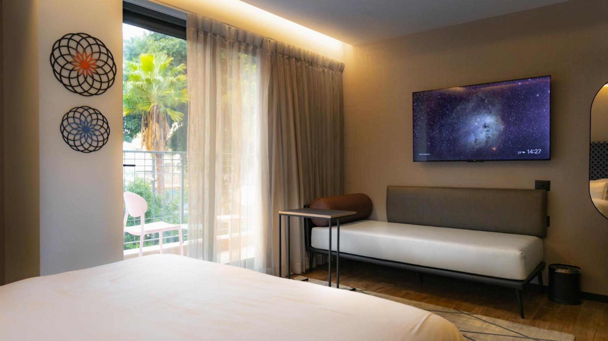 Superior Room Balcony,1743447297:JPEG