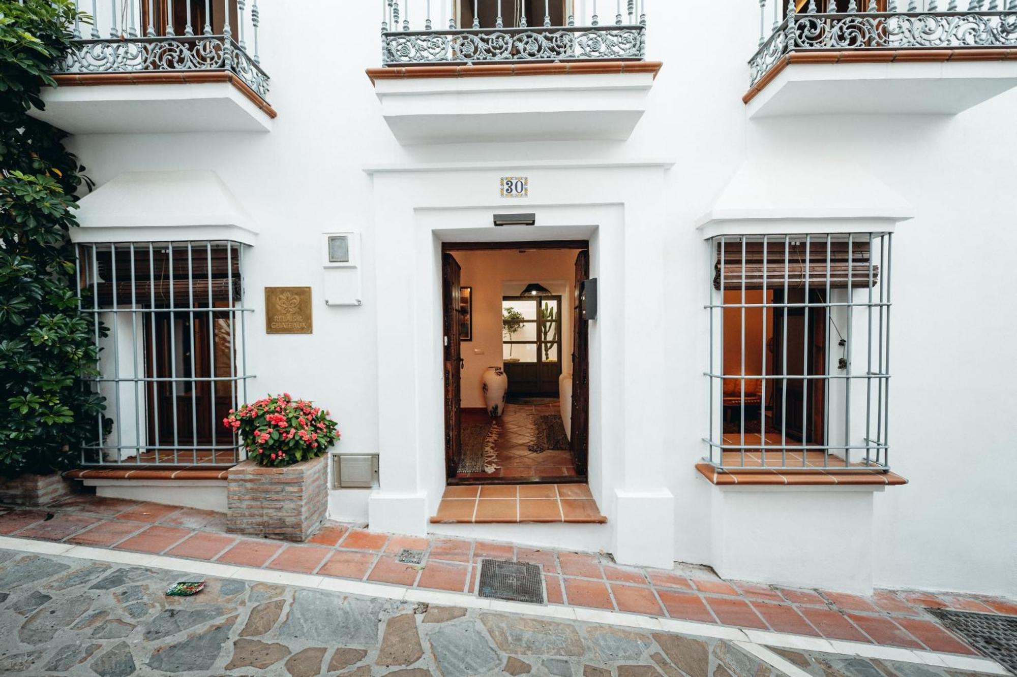 Two-Bedroom House,1743627966:JPEG
