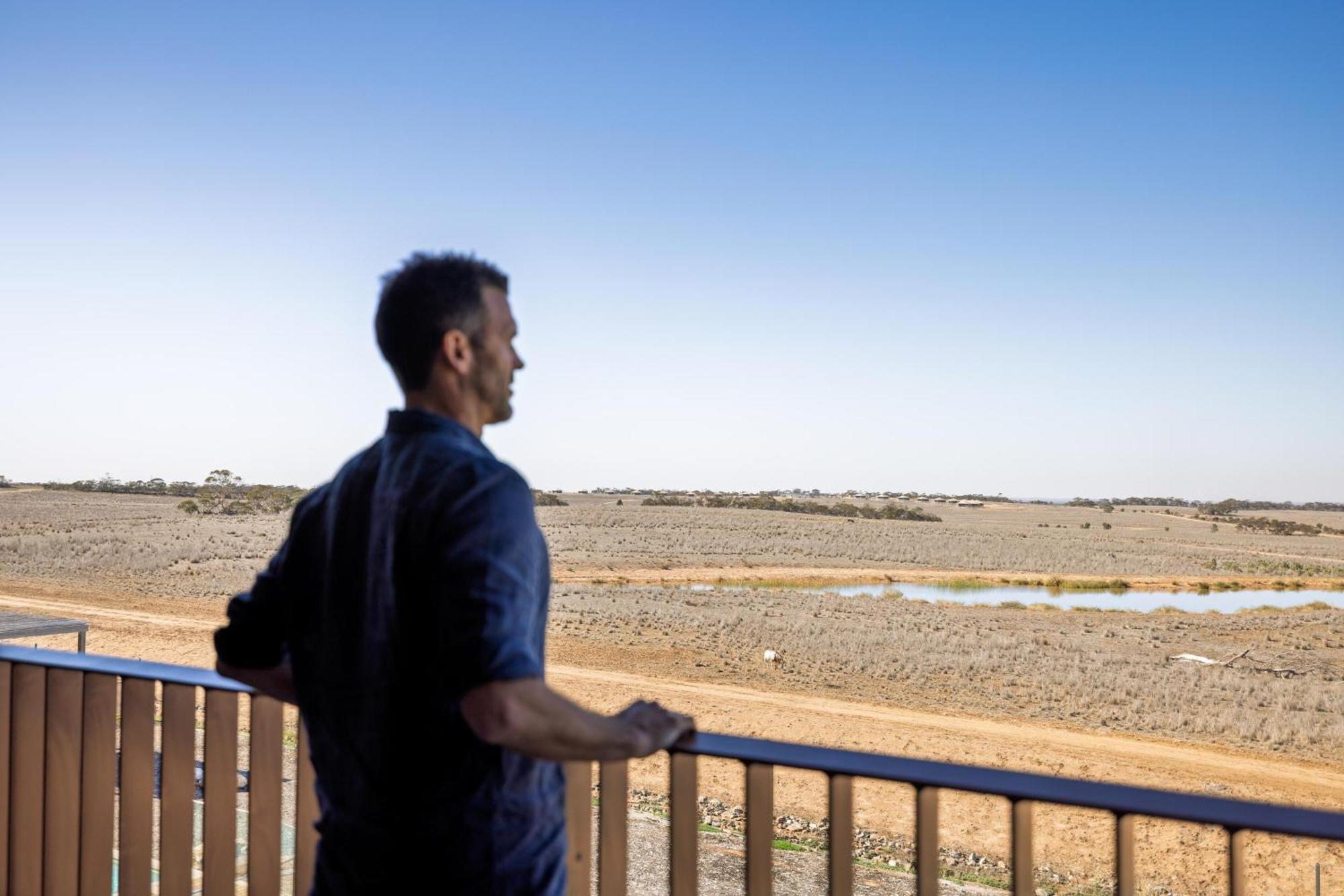 Waterhole View - Twin
