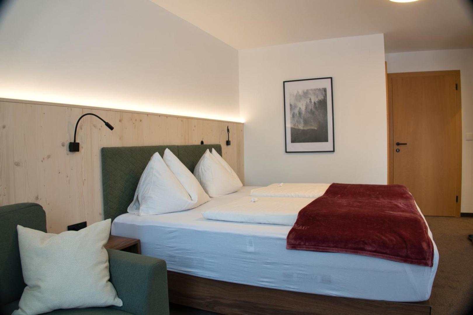 Deluxe Doppel-/Zweibettzimmer
