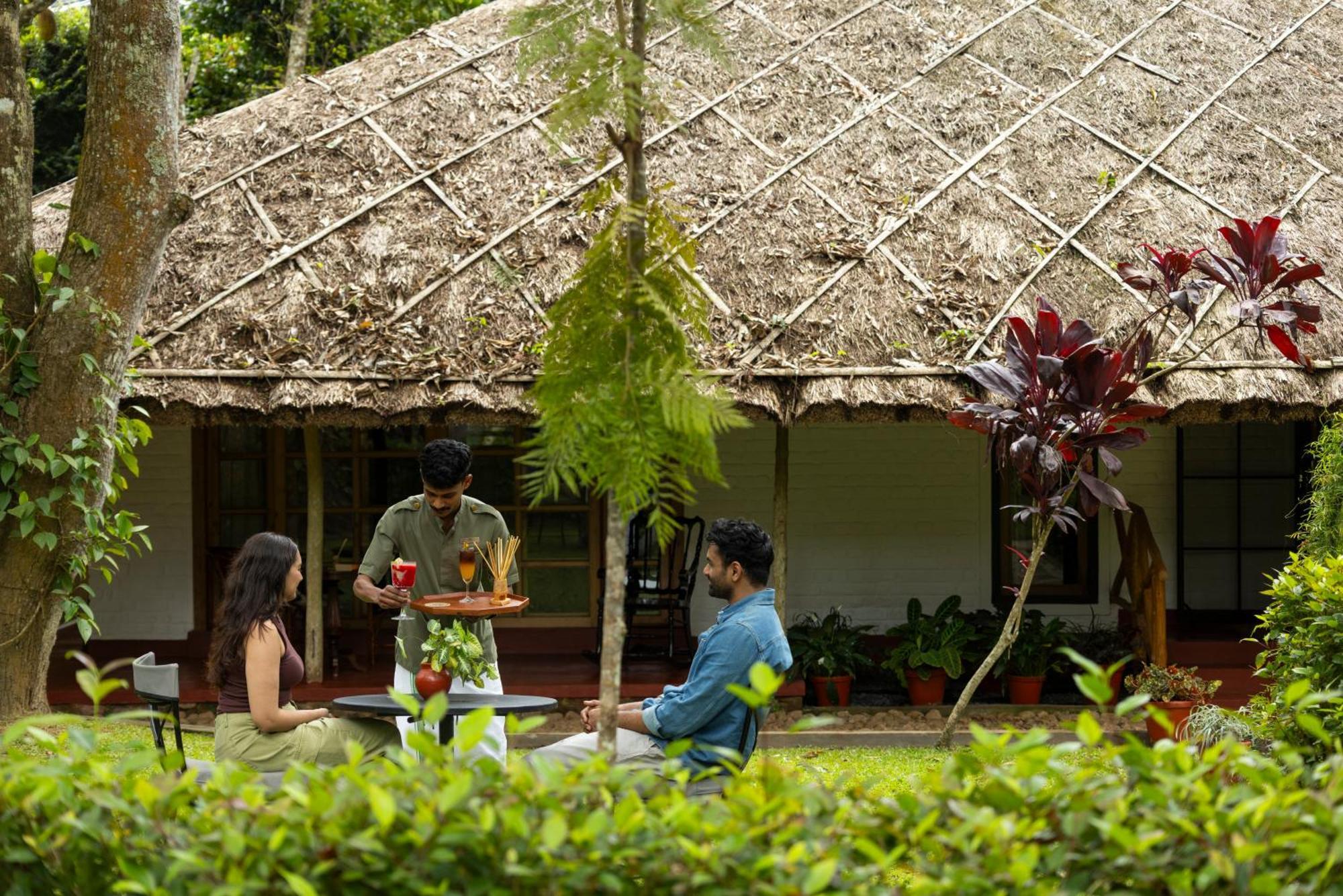 Deluxe Cottage with Private Garden - Complimentary Cultural Performance for 30 Minutes