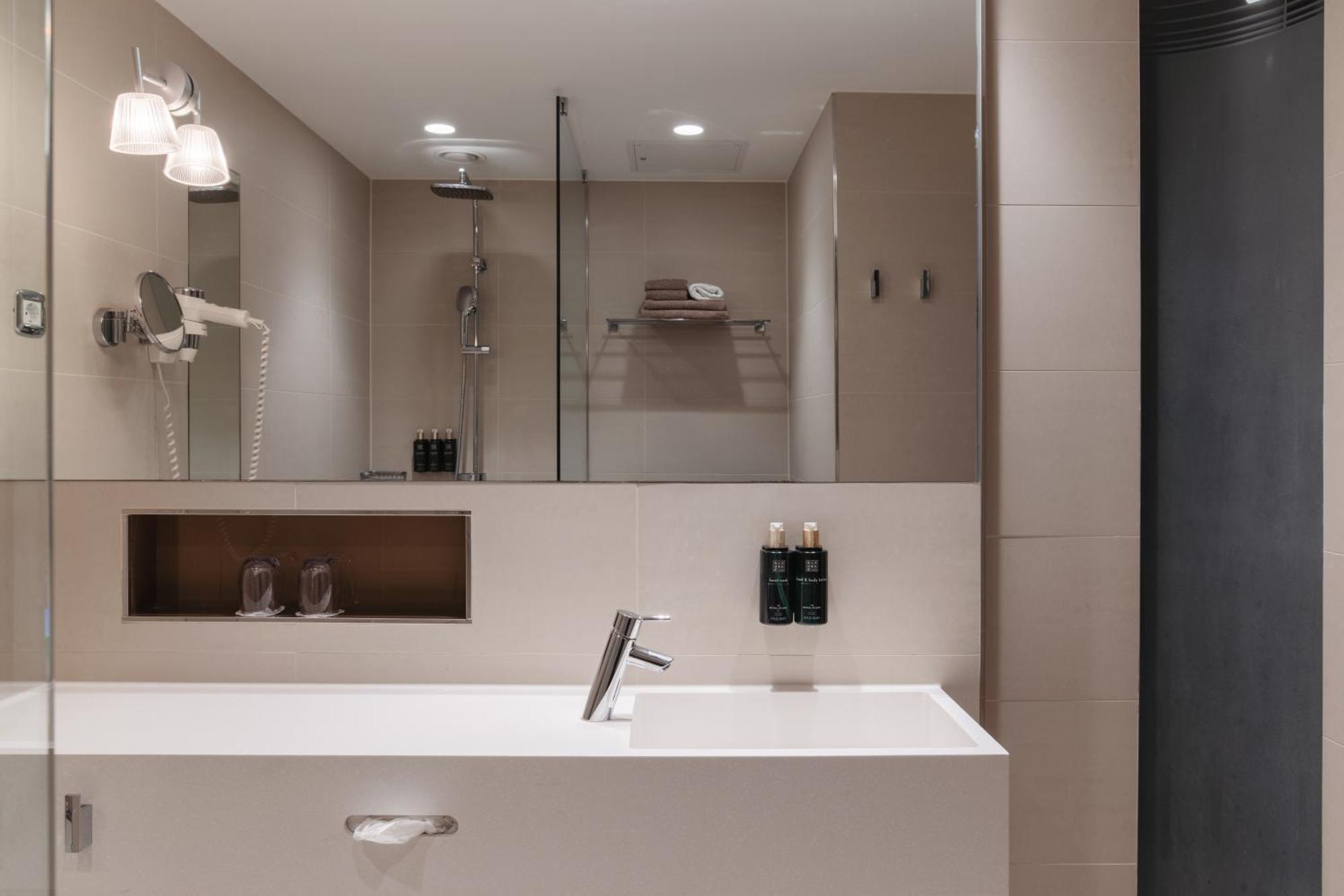 Standard Double Room,1746892013:JPEG