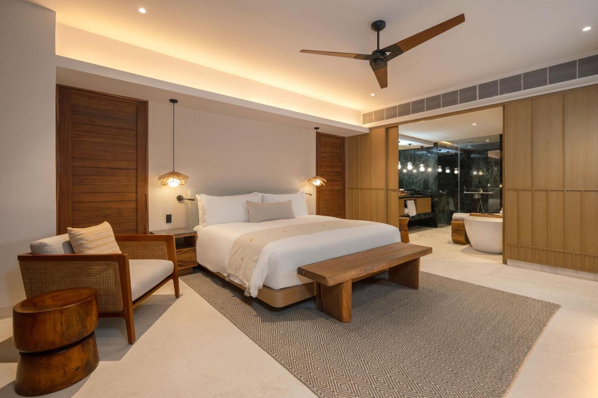 King Room Plunge Pool