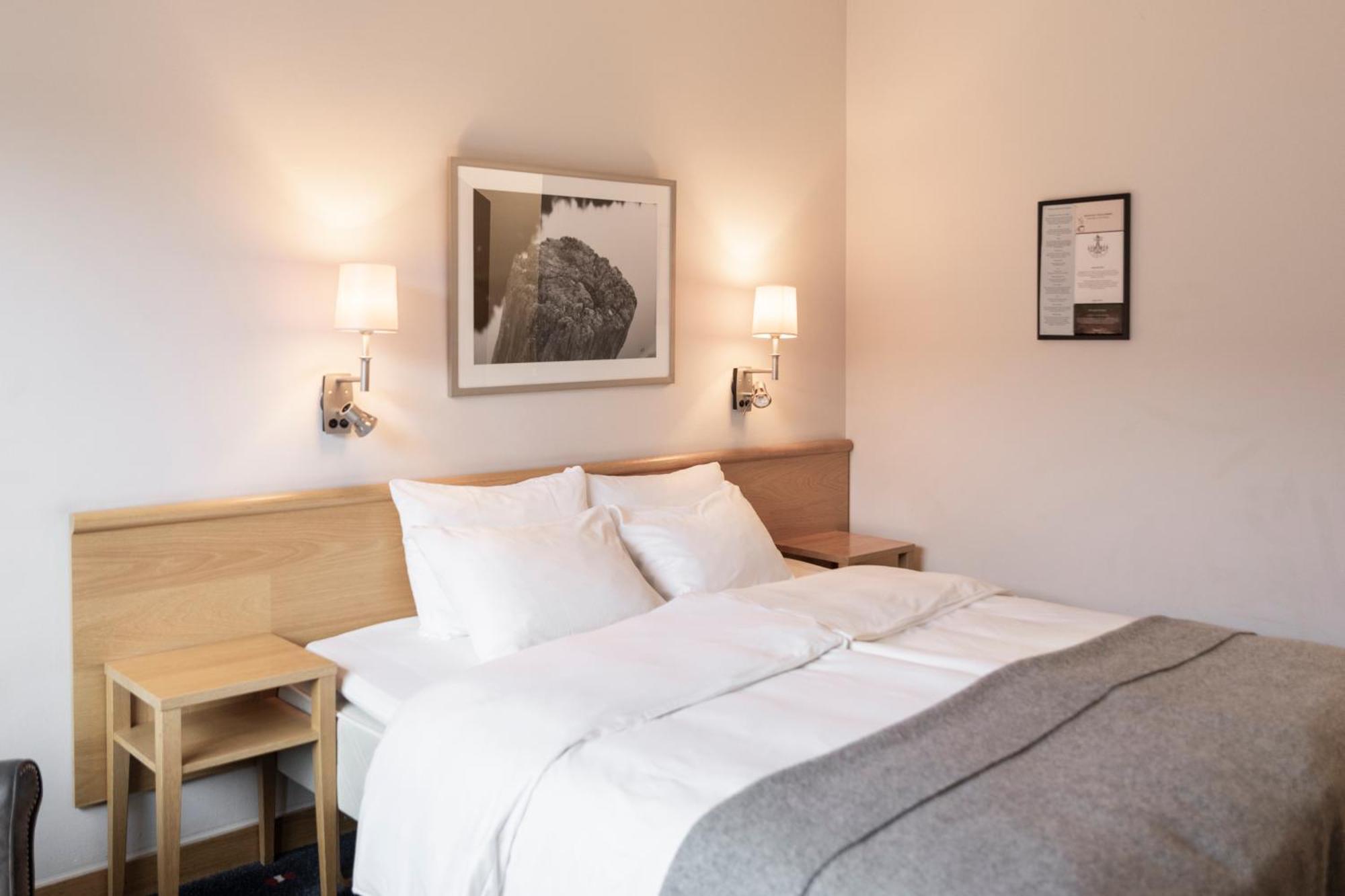 Standard Double Room,1756424162:JPEG