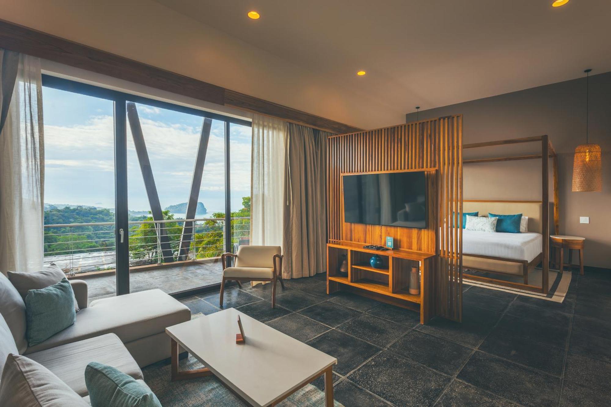 Penthouse Suite Ocean View # of bedrooms available depends on # of guests reserved,1756522730:JPEG