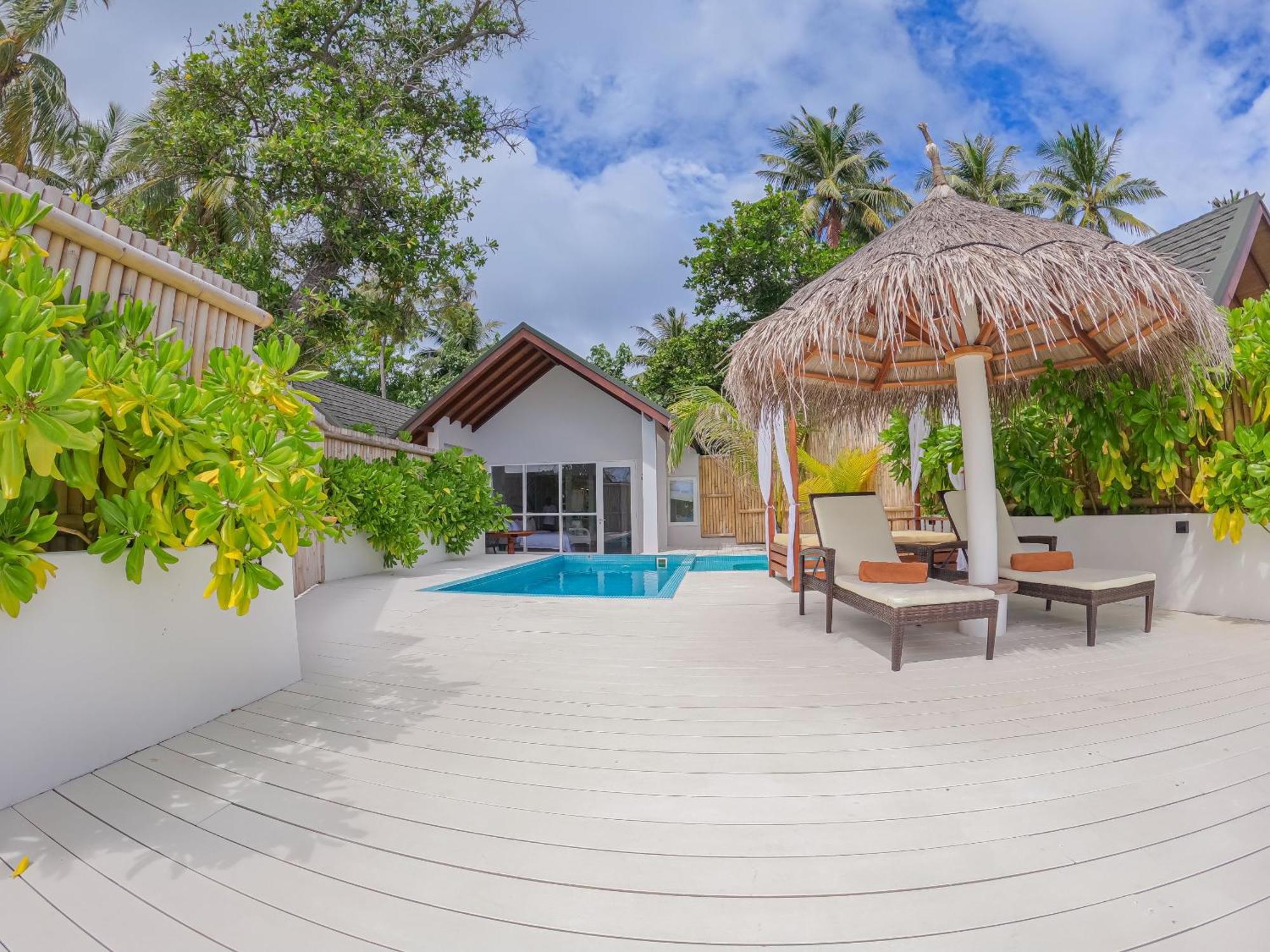 Sunrise Beach Pool Villa