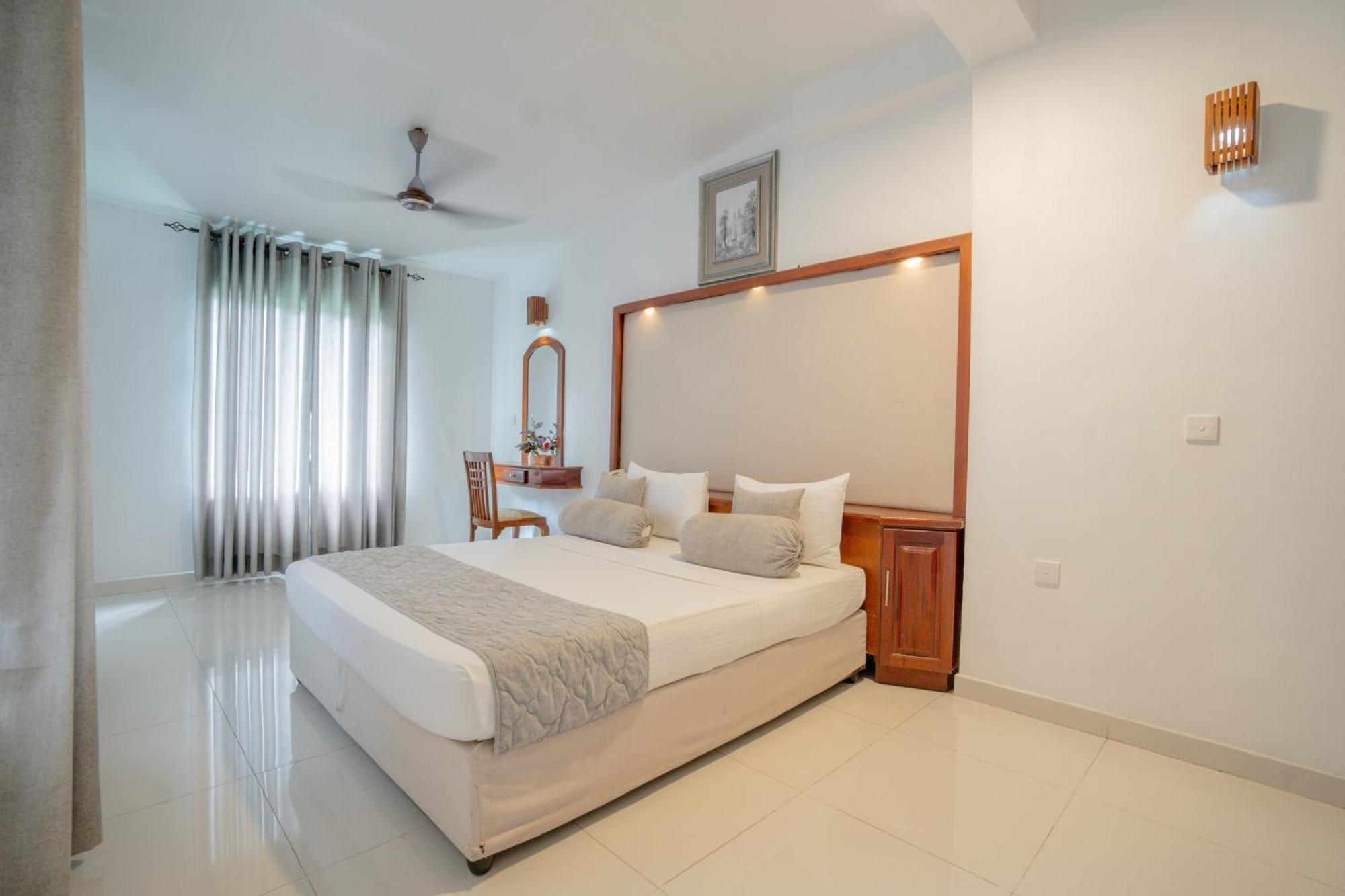 Deluxe Single Room