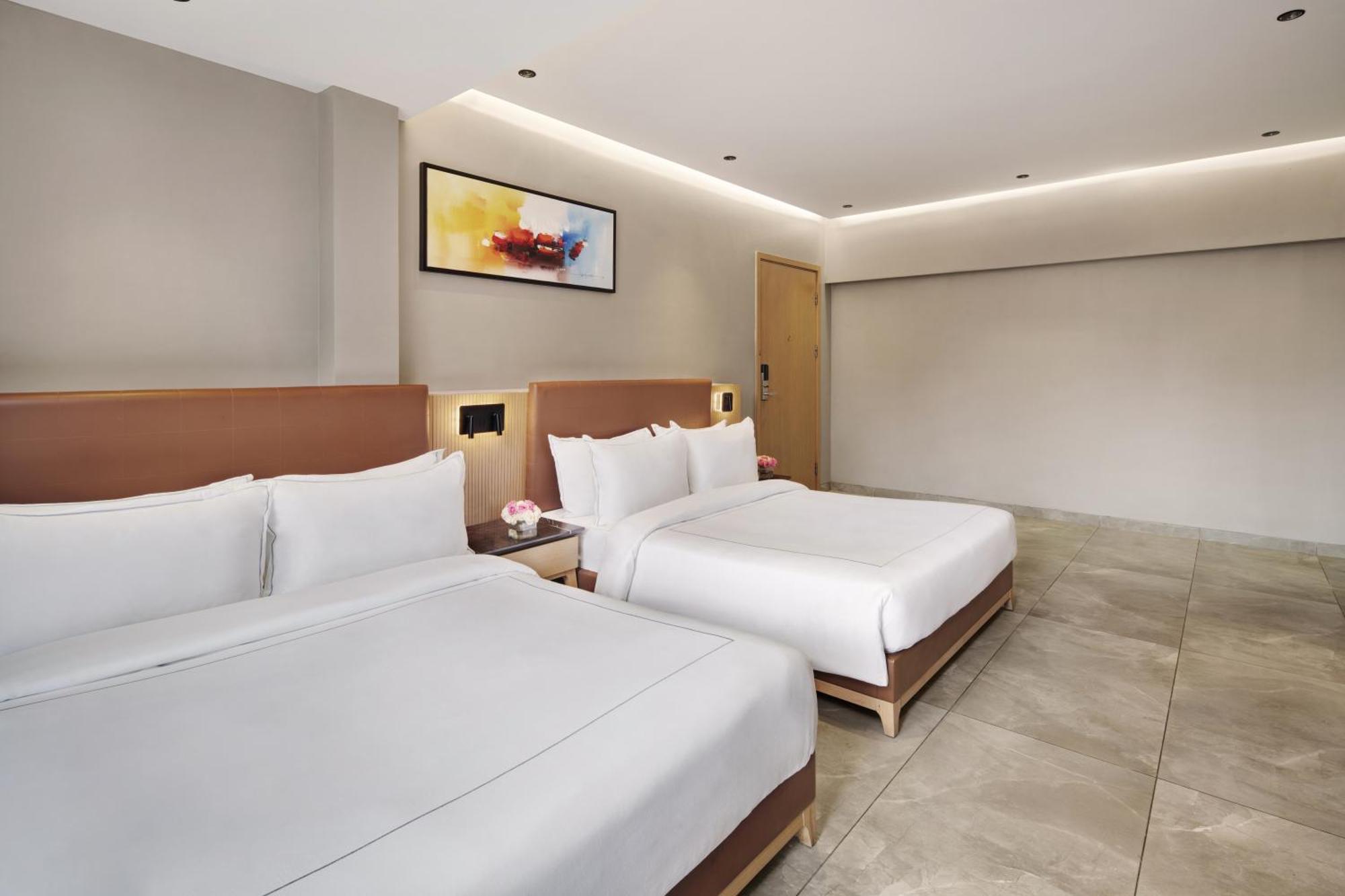 Superior Deluxe Back View Room