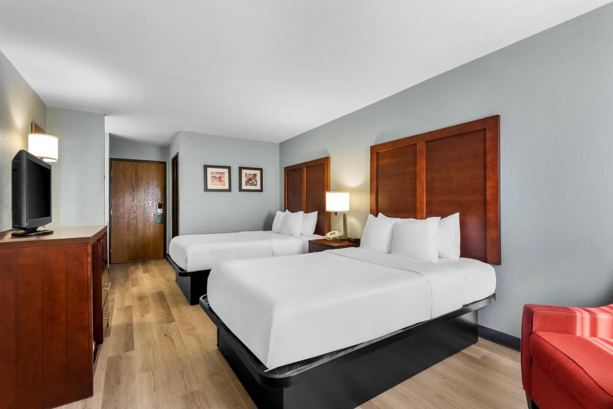 Double Room with Two Double Beds - Non-Smoking