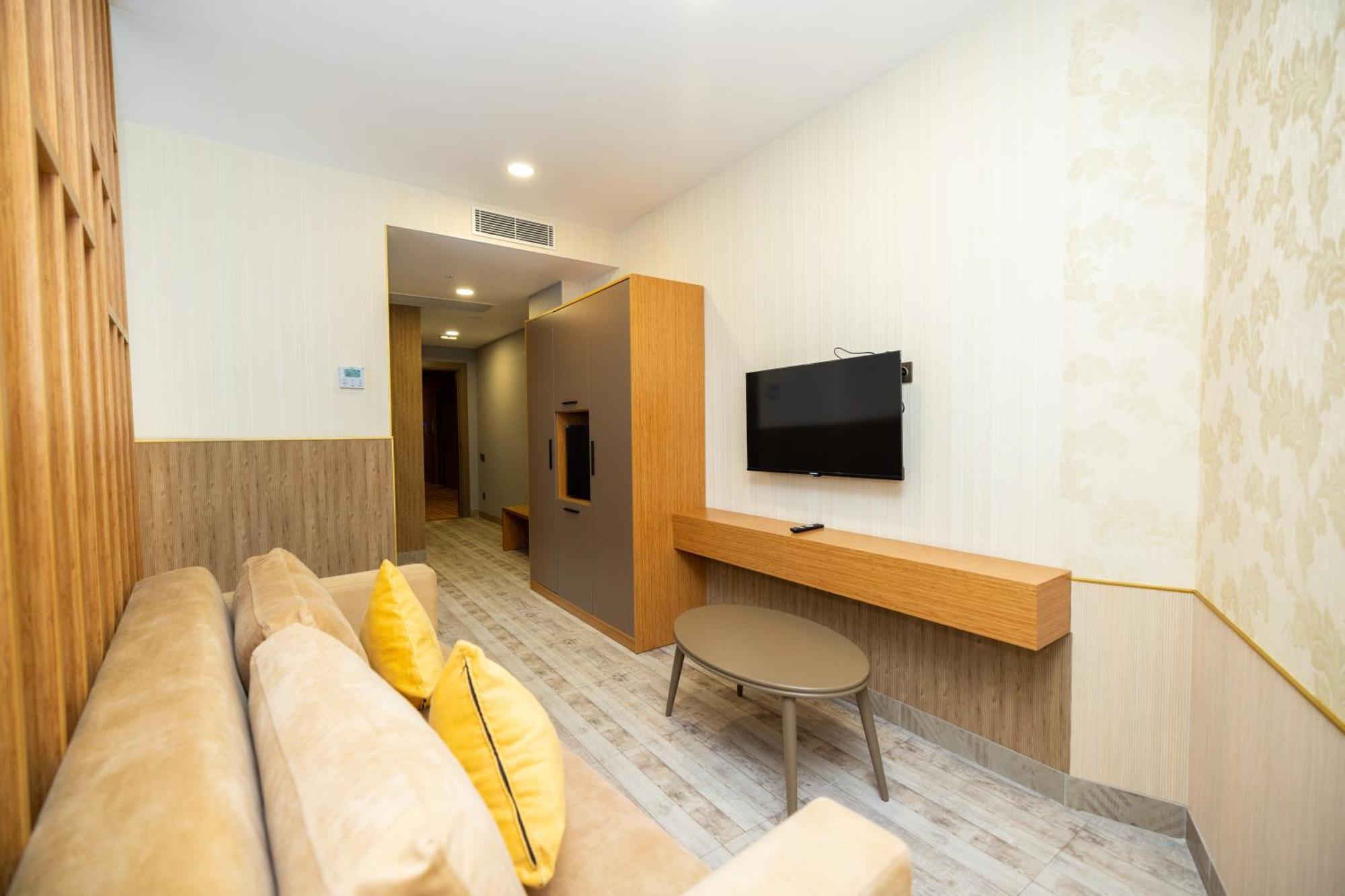 Junior Suite