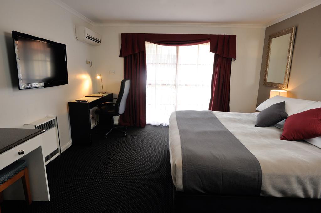 Corporate King Suite