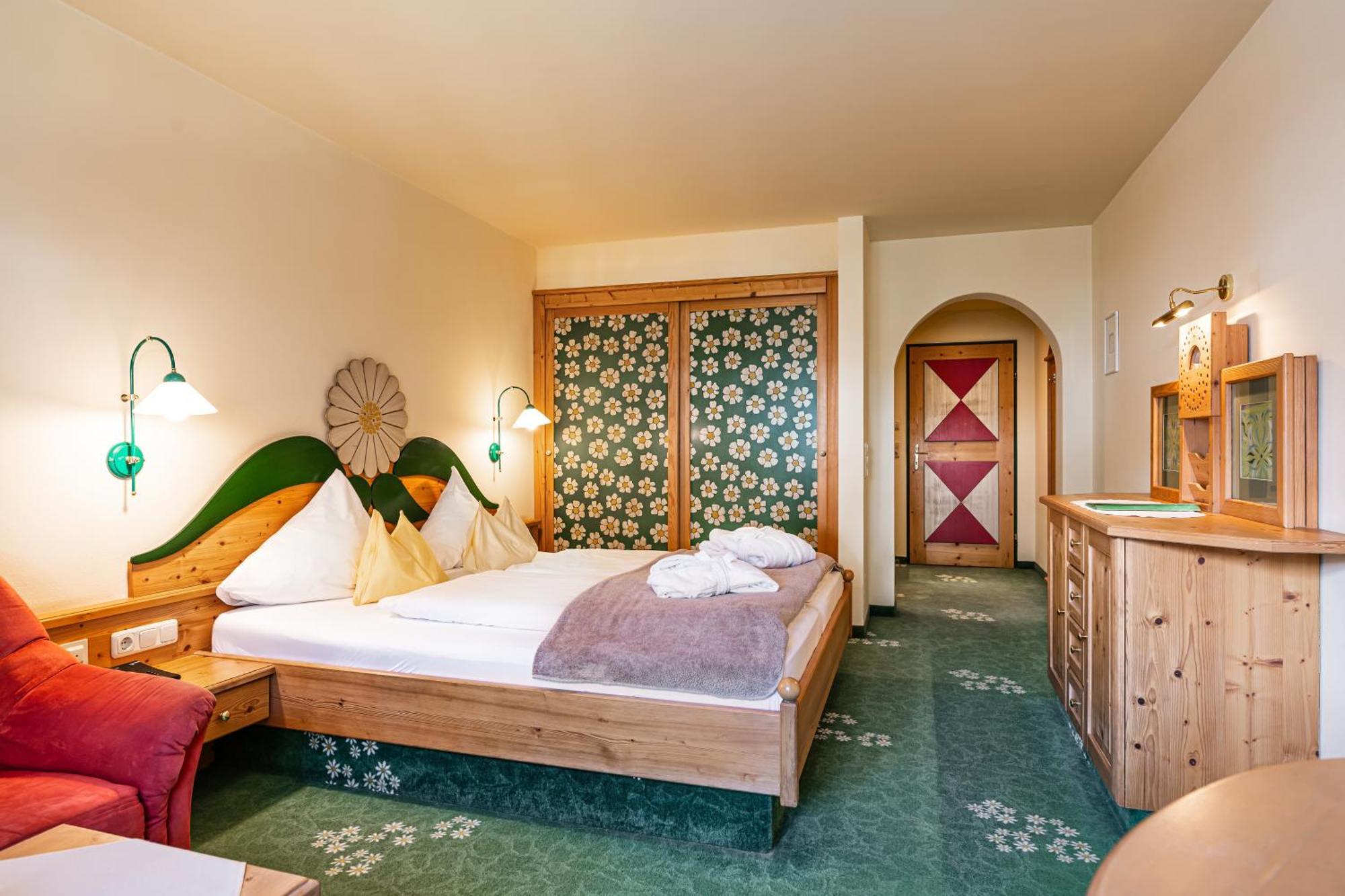 Doppelzimmer mit Balkon
