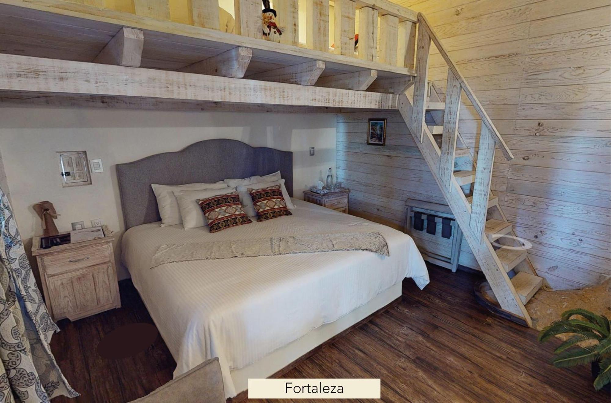 Habitación con 2 camas grandes