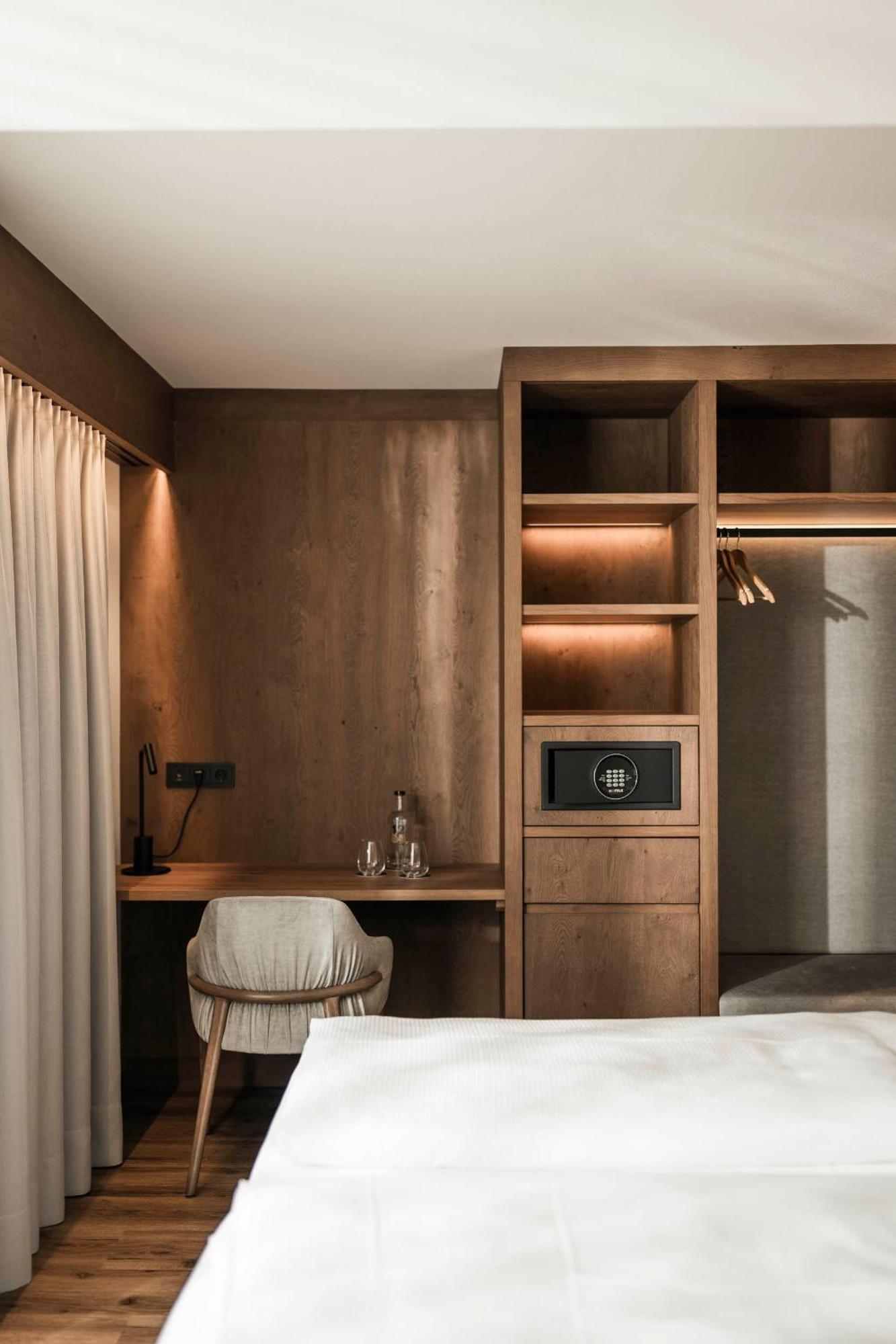 Deluxe Junior Suite