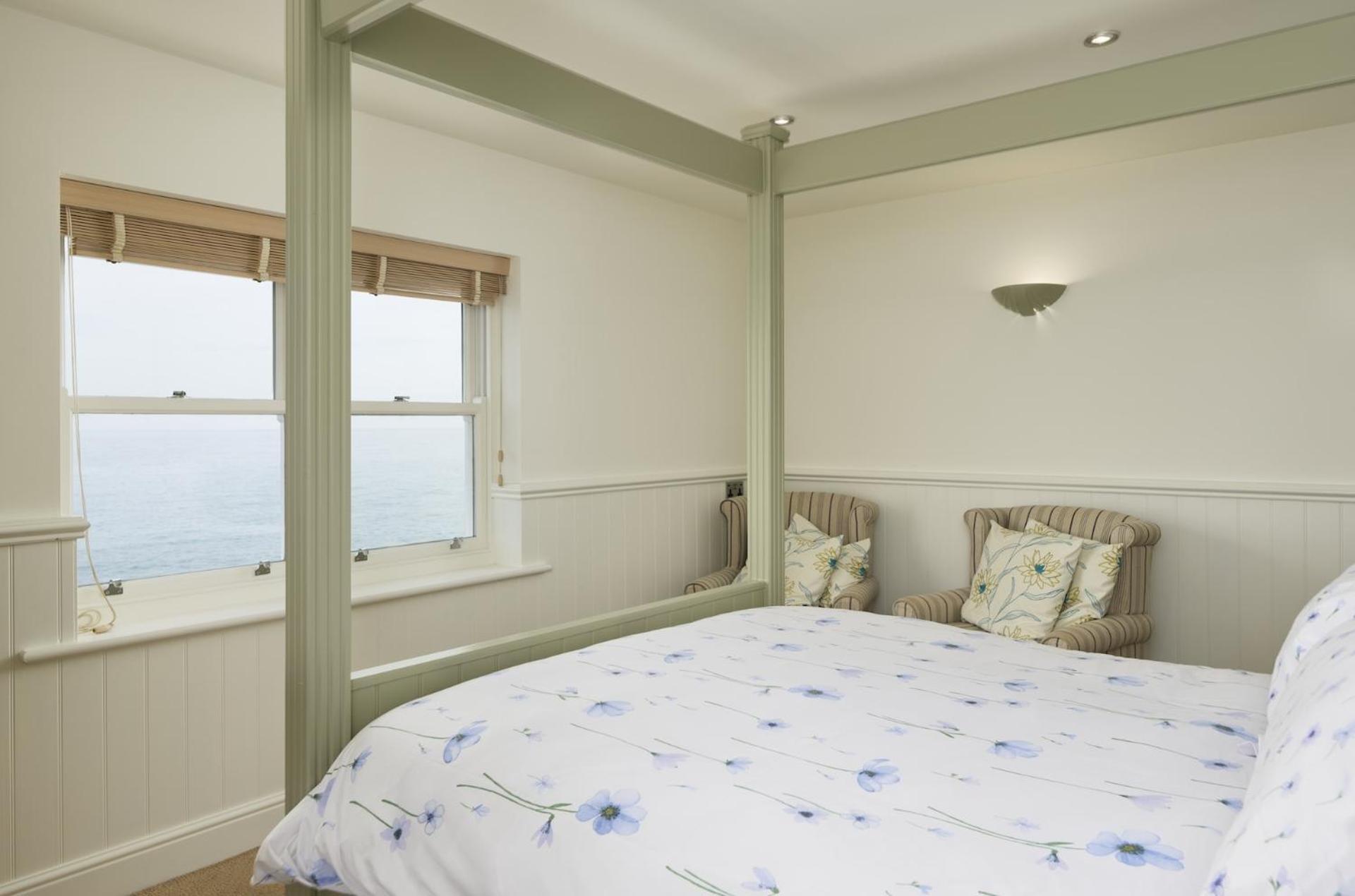 Deluxe Suite with Sea View