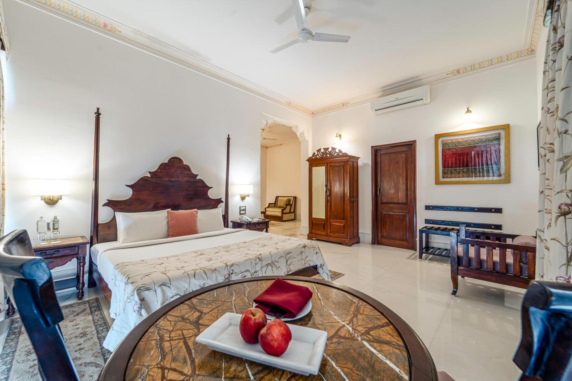 Superior Double or Twin Room with Mountain View: Early Checkin by 3hrs till July'26