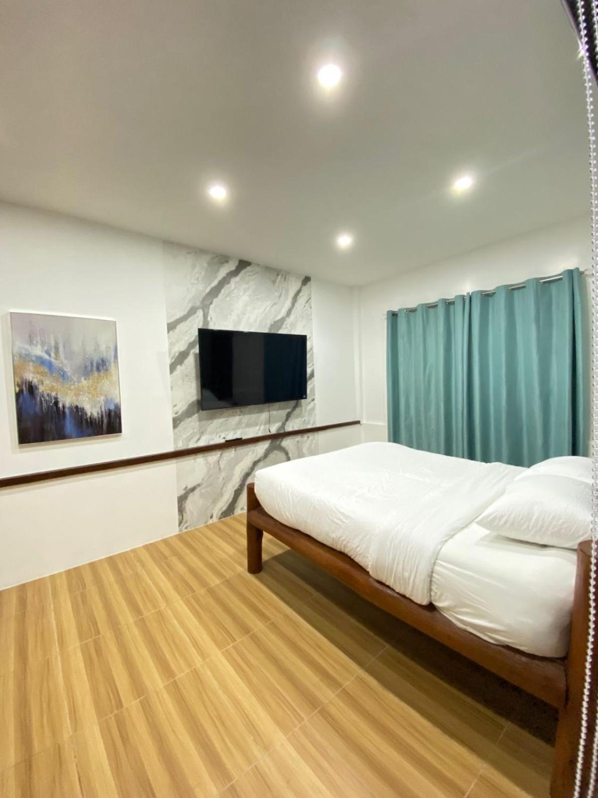 Three-Bedroom Family Cottage
