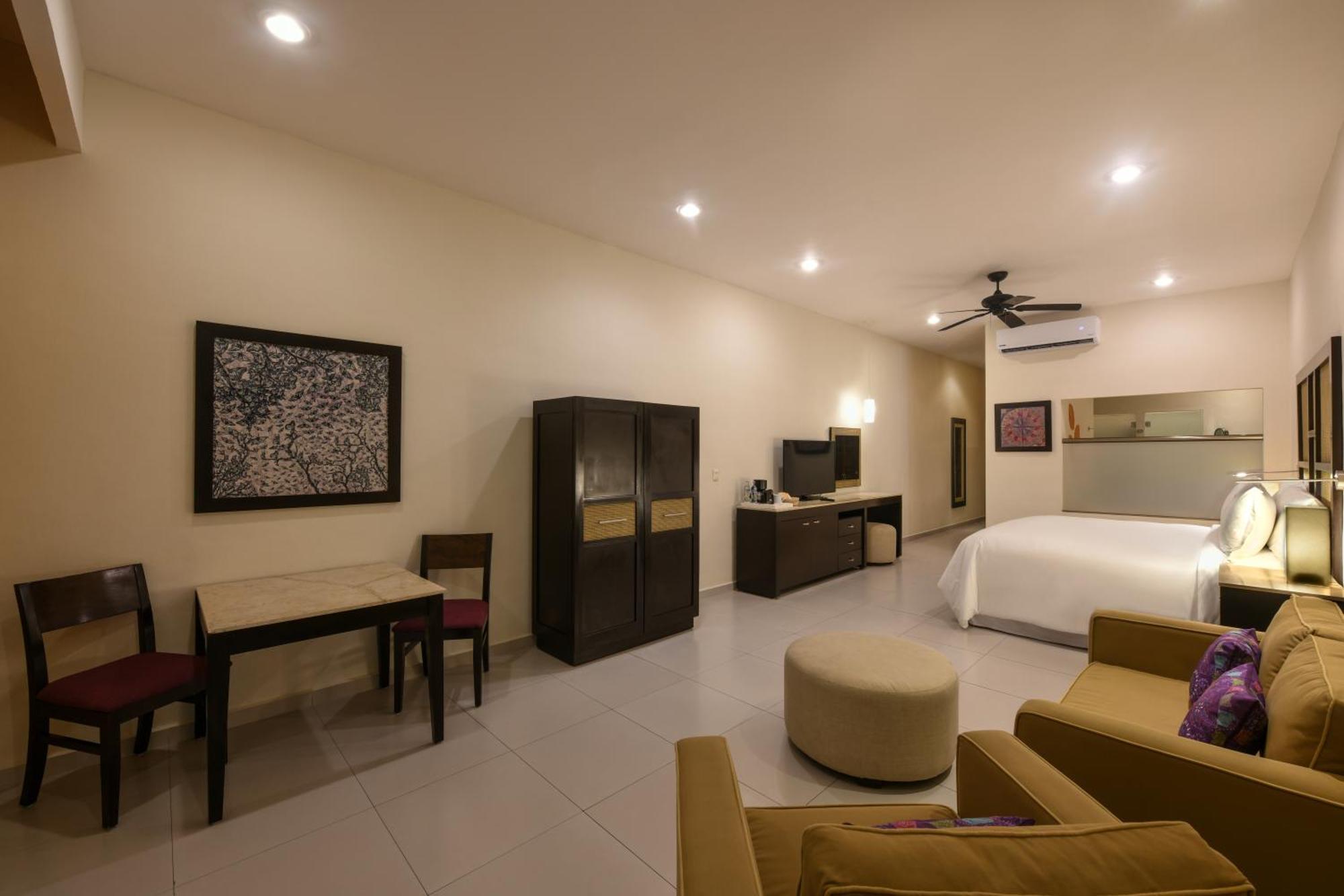 Premium Swim Up Junior Suite,1766179119:JPEG
