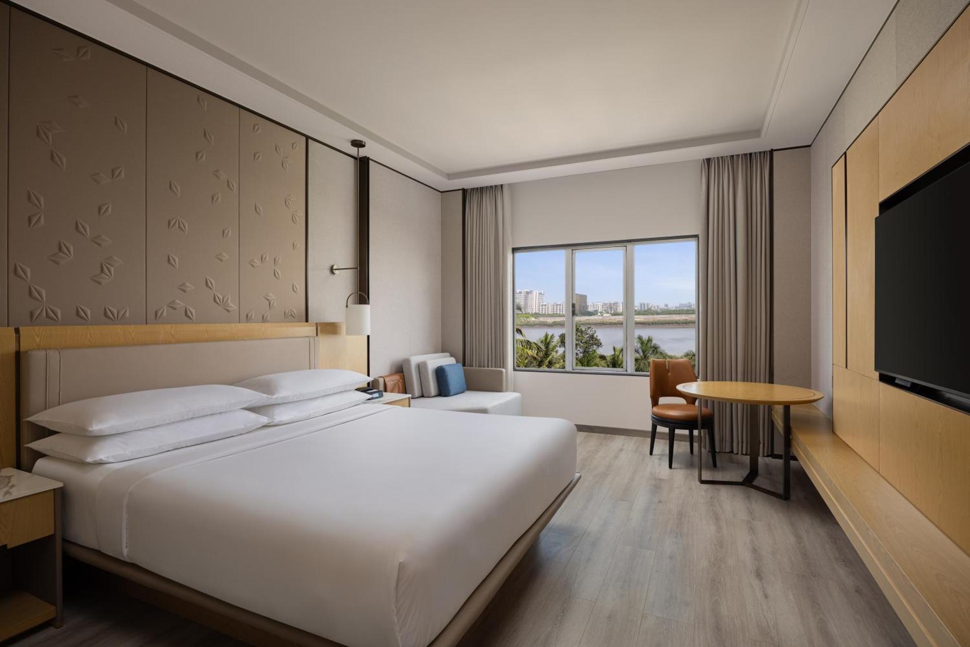 Deluxe Guest room 1 King River view on F&B Laundry till 15th November 2026