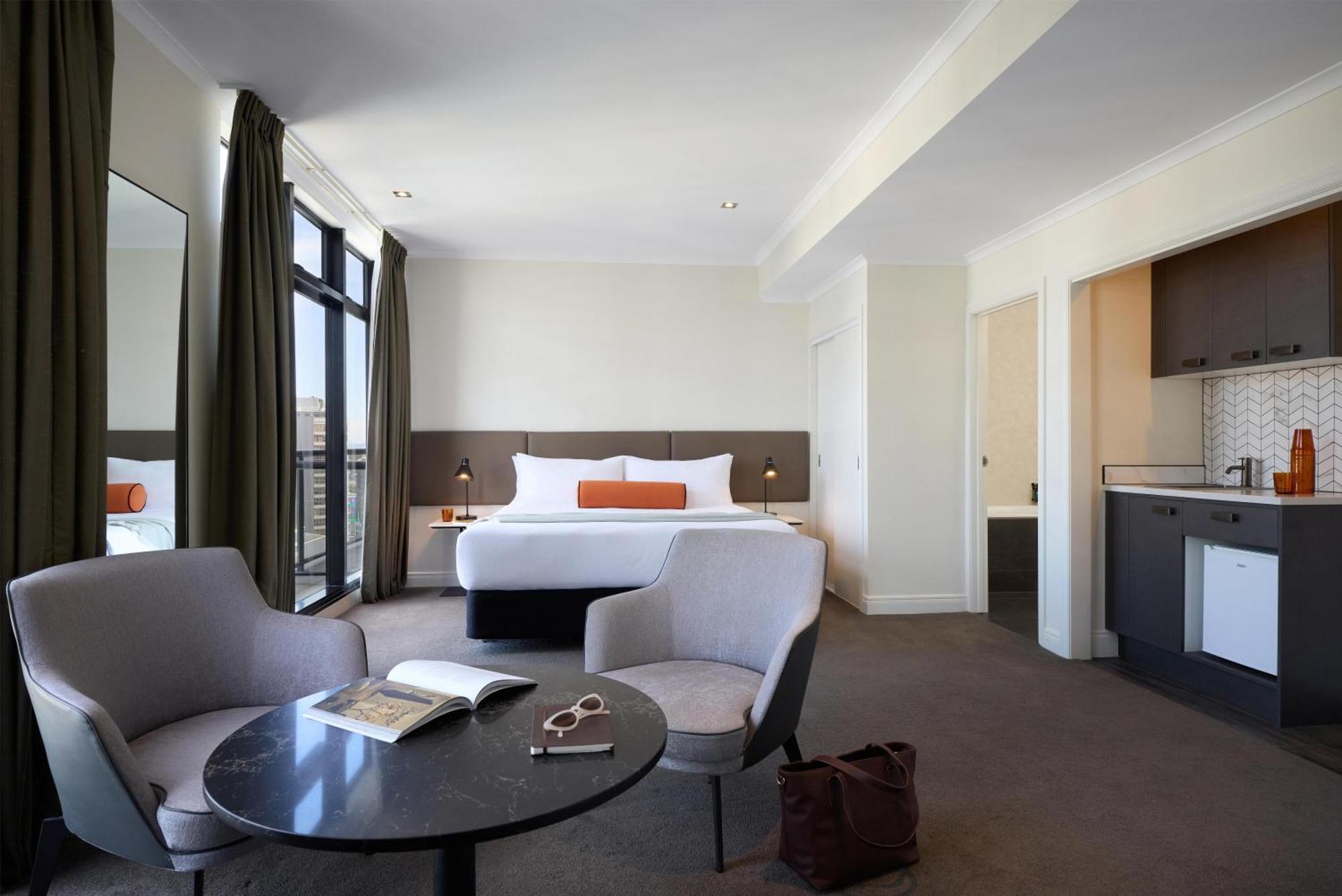 Premier Guest Room with City View