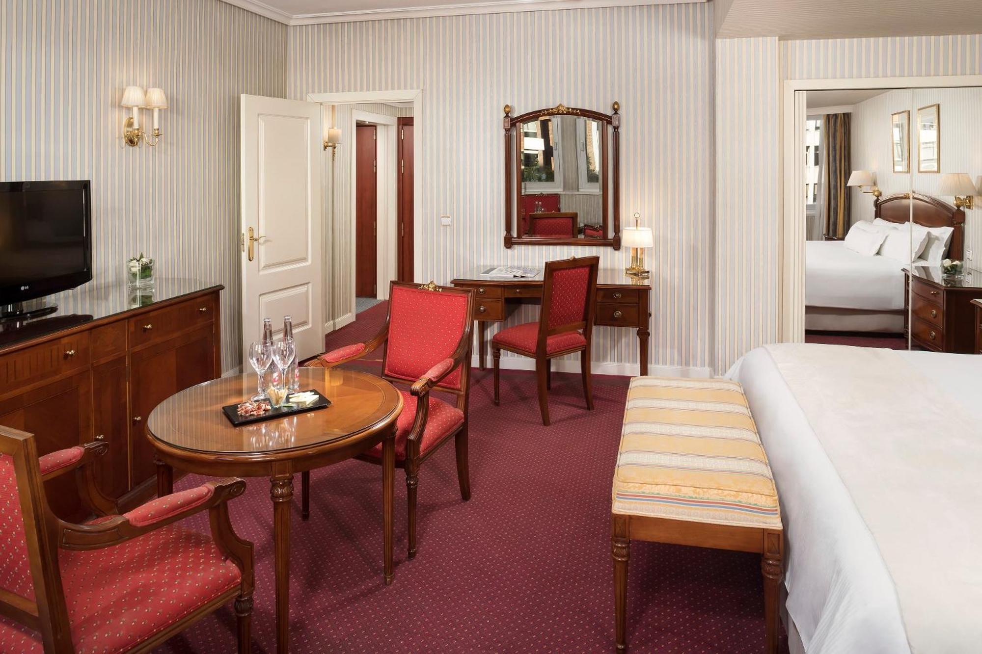 Premium Triple Room,1771495544:JPEG