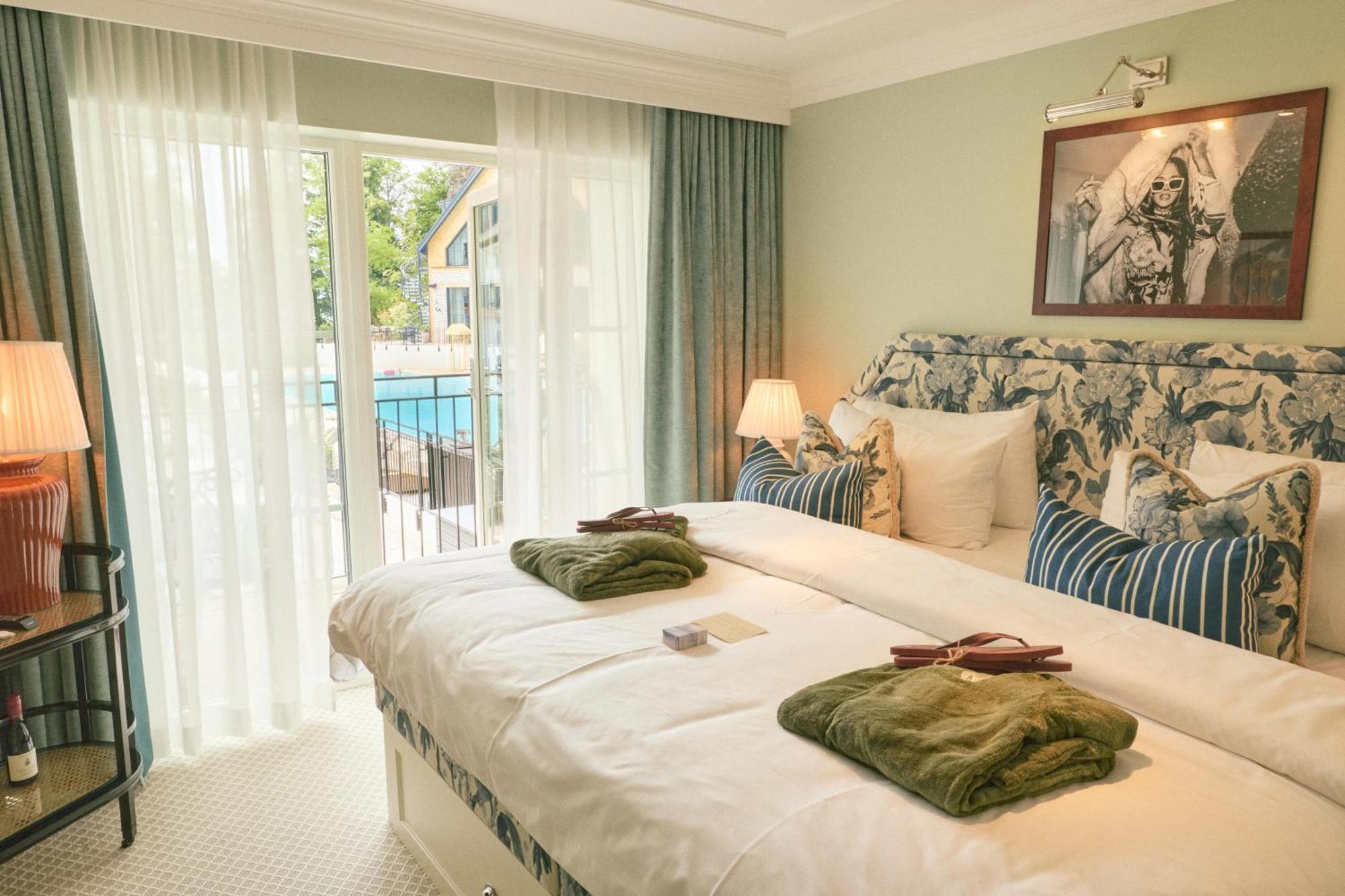 Double Room Terrace Including Pool Club Access