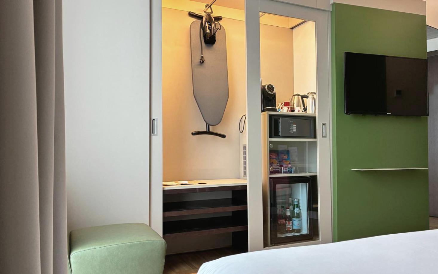 Double or Twin Room with Pool View