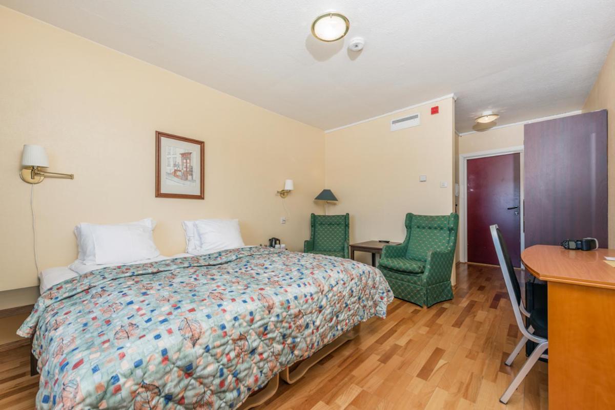 Economy Twin Room